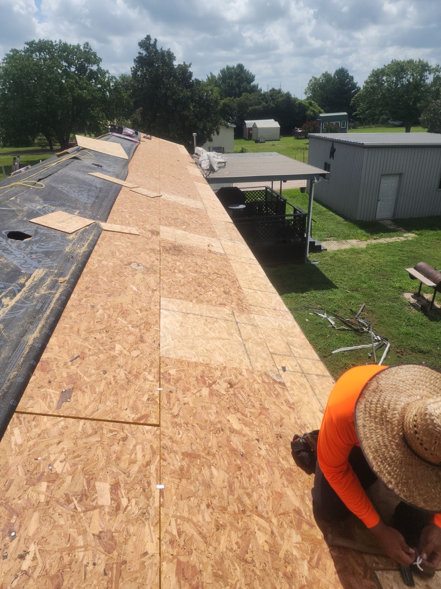 Residential Roofing Installation using Owen's Corning Duration (Lifetime) Shingles by Roof Repair Company