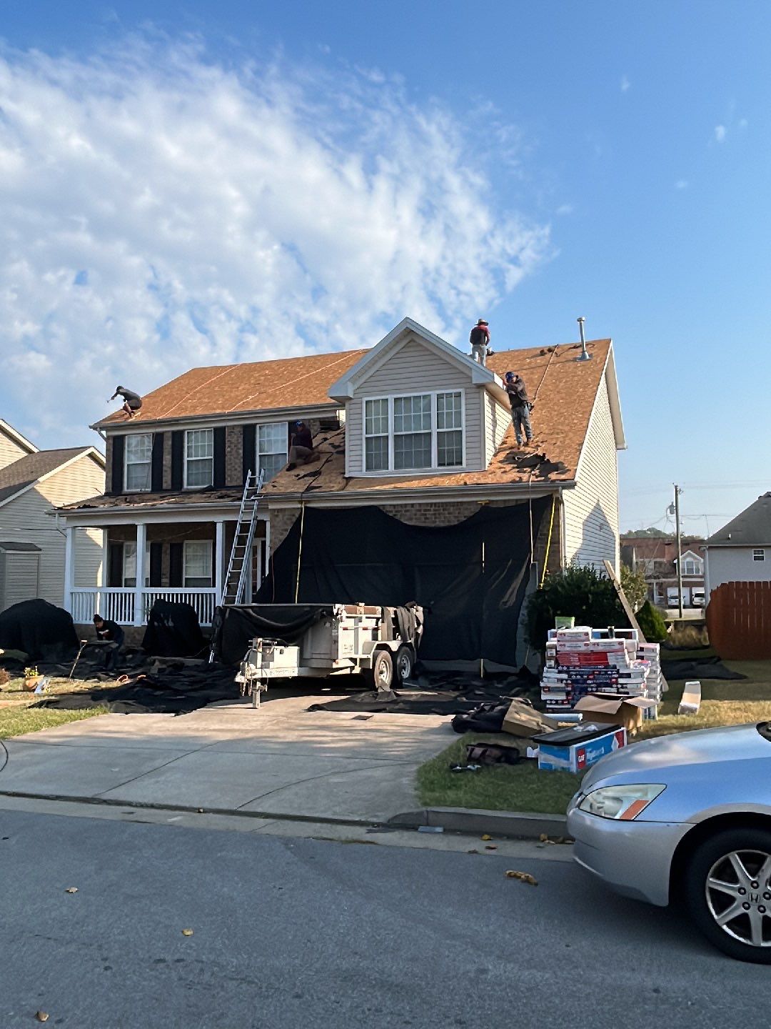 Residential Roofing Installation using GAF HDZ Roofing System  by Undersun Roofing 