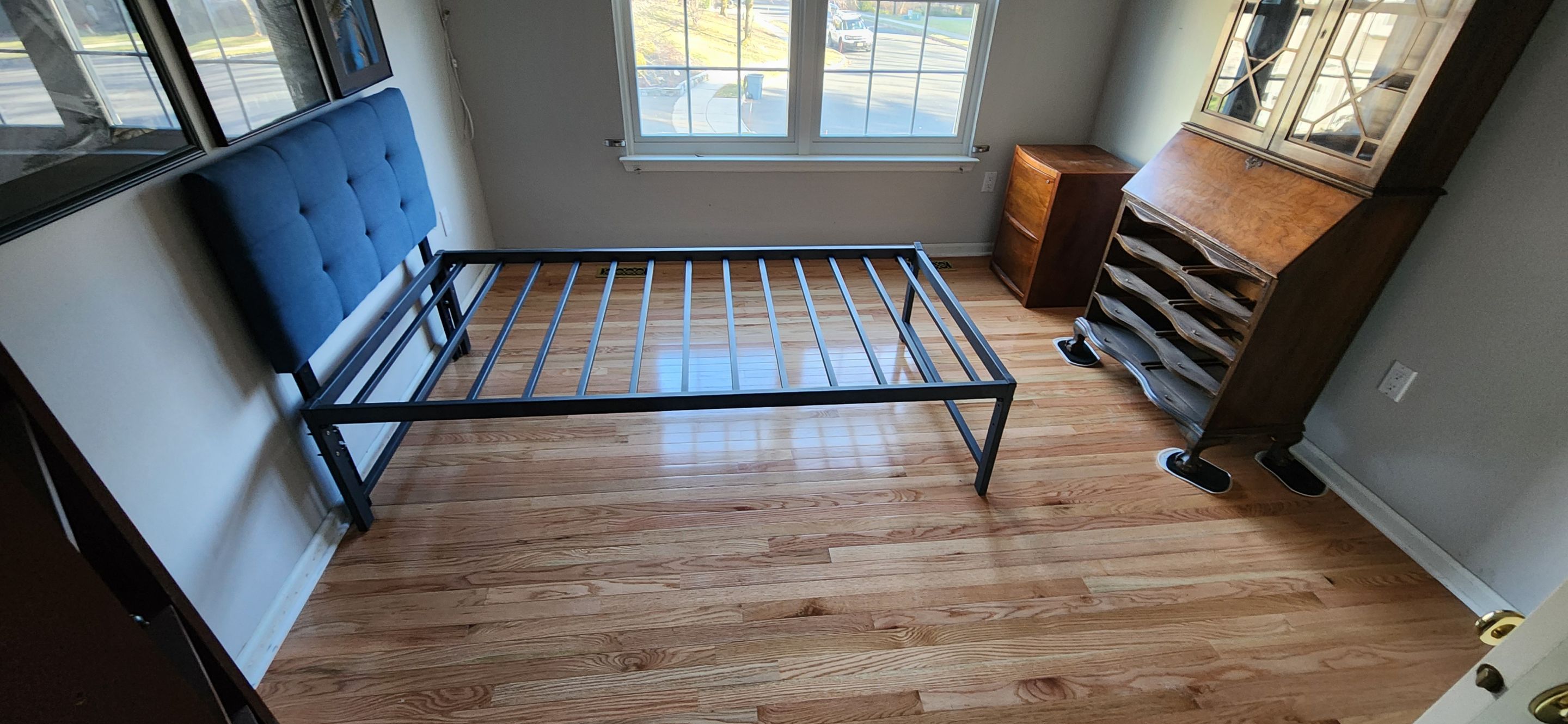 Prefinished 2 1/4 Red Oak Install w/ Carpet Removal by Footprints Floors Morristown