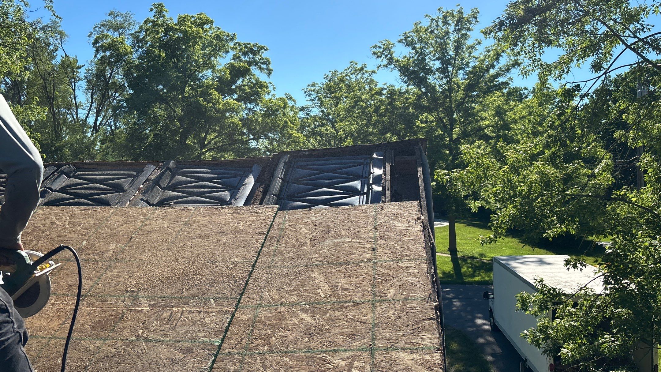 Roof Replacement using CertainTeed Landmark by 180 Contractors