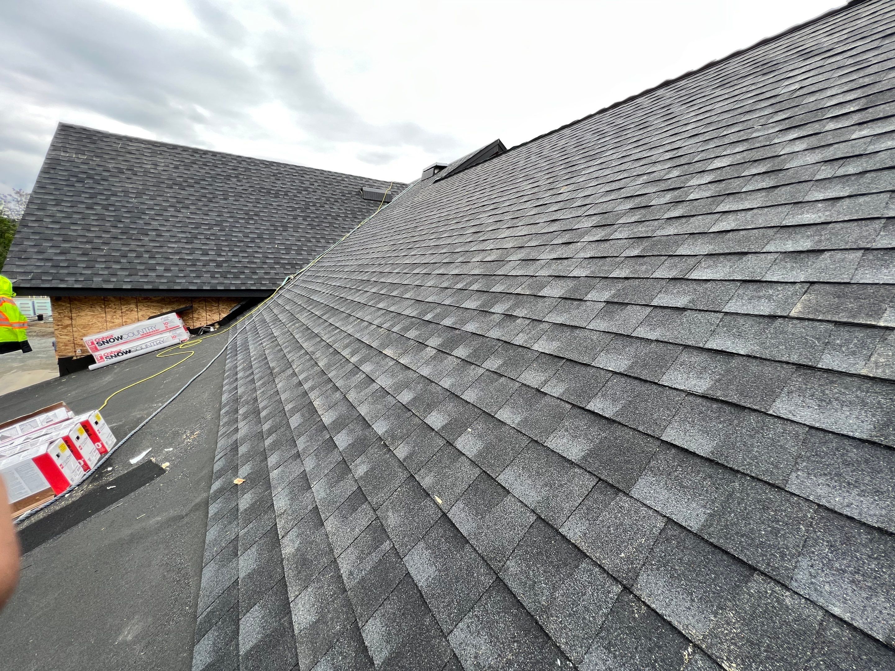 Residential Roofing Installation using GAF Charcoal HDZ by Top Notch Roofing Inc