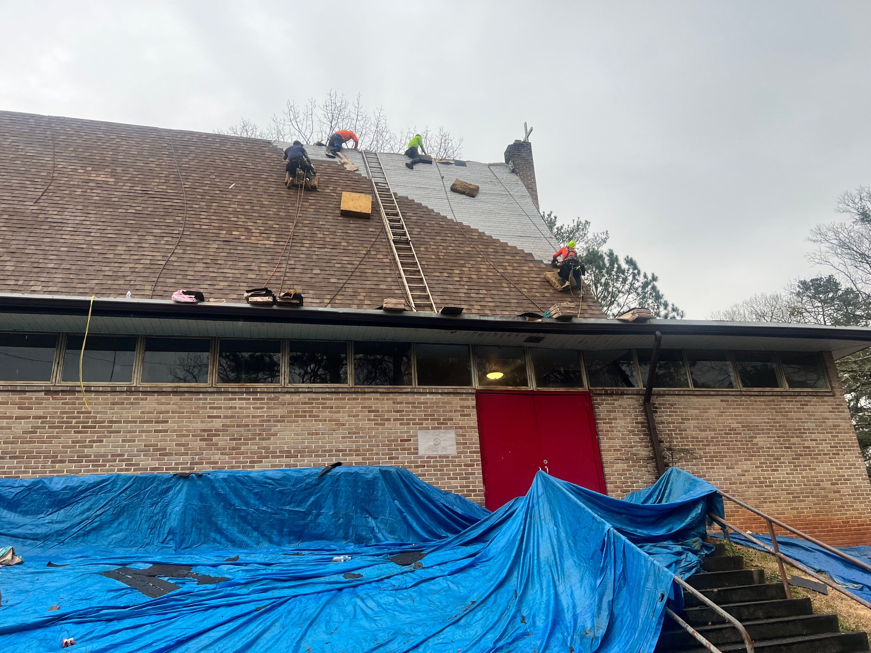  roof replacement using OC trudef duration roofing system by Nailed It Roofing & Remodeling LLC
