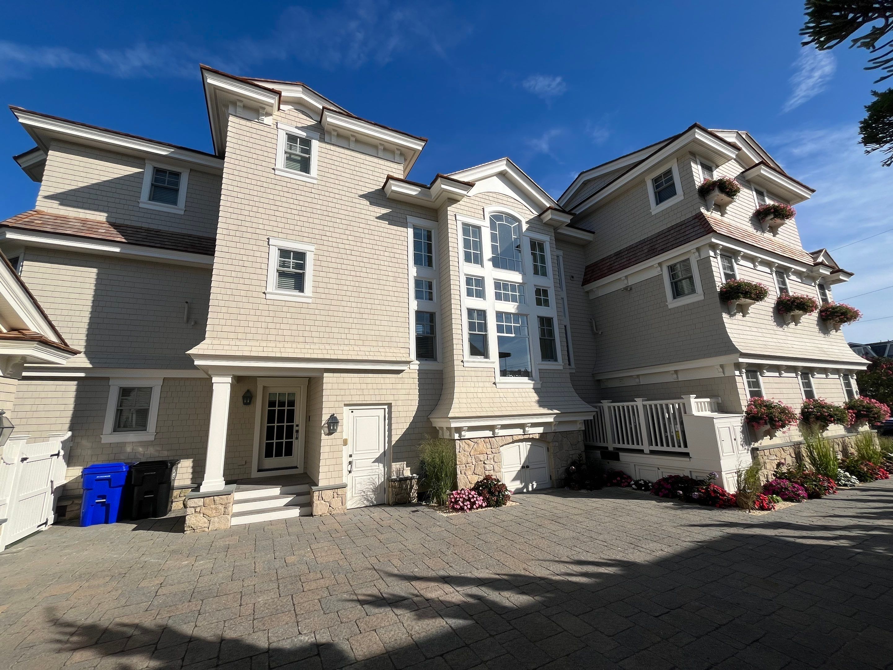Avalon, NJ by Fresh Coat Works LLC