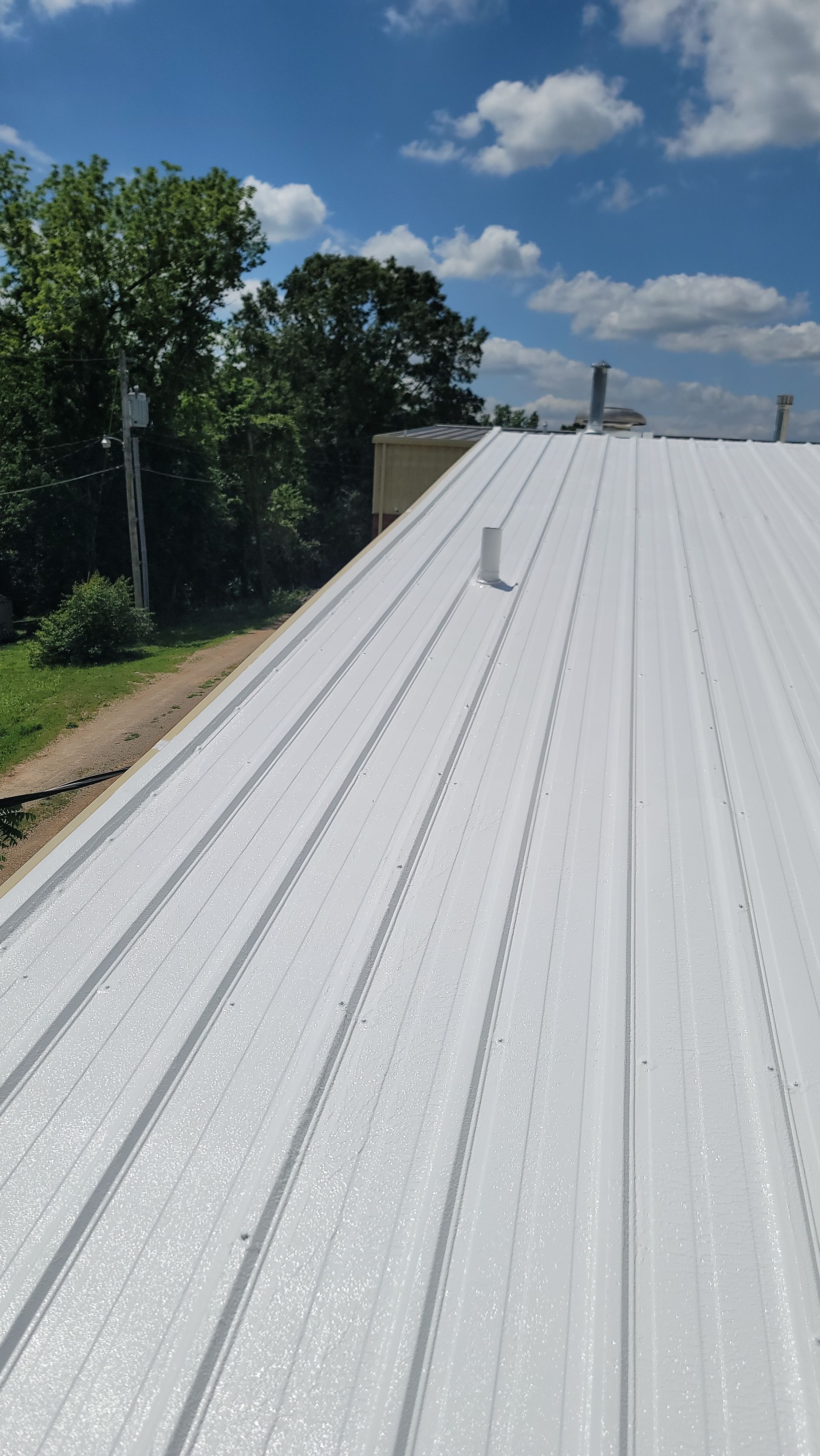 Mammoth Springs Gymnasium by Hostetler Roofing
