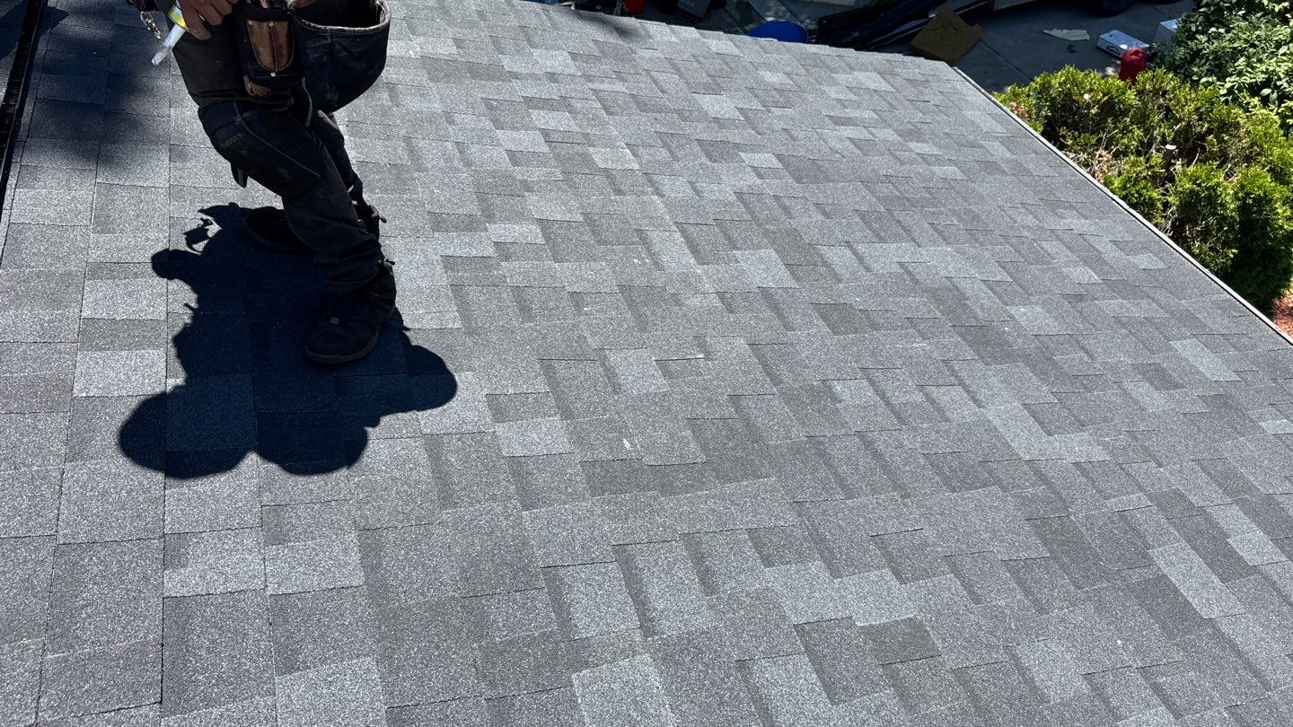 Roof Replacement using Owens Corning Onyx Black by 180 Contractors