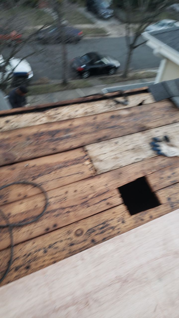 Alexandria Landmark Pro MD Resawn Shake/Flintlastic SA Project by RM Banning, Inc.