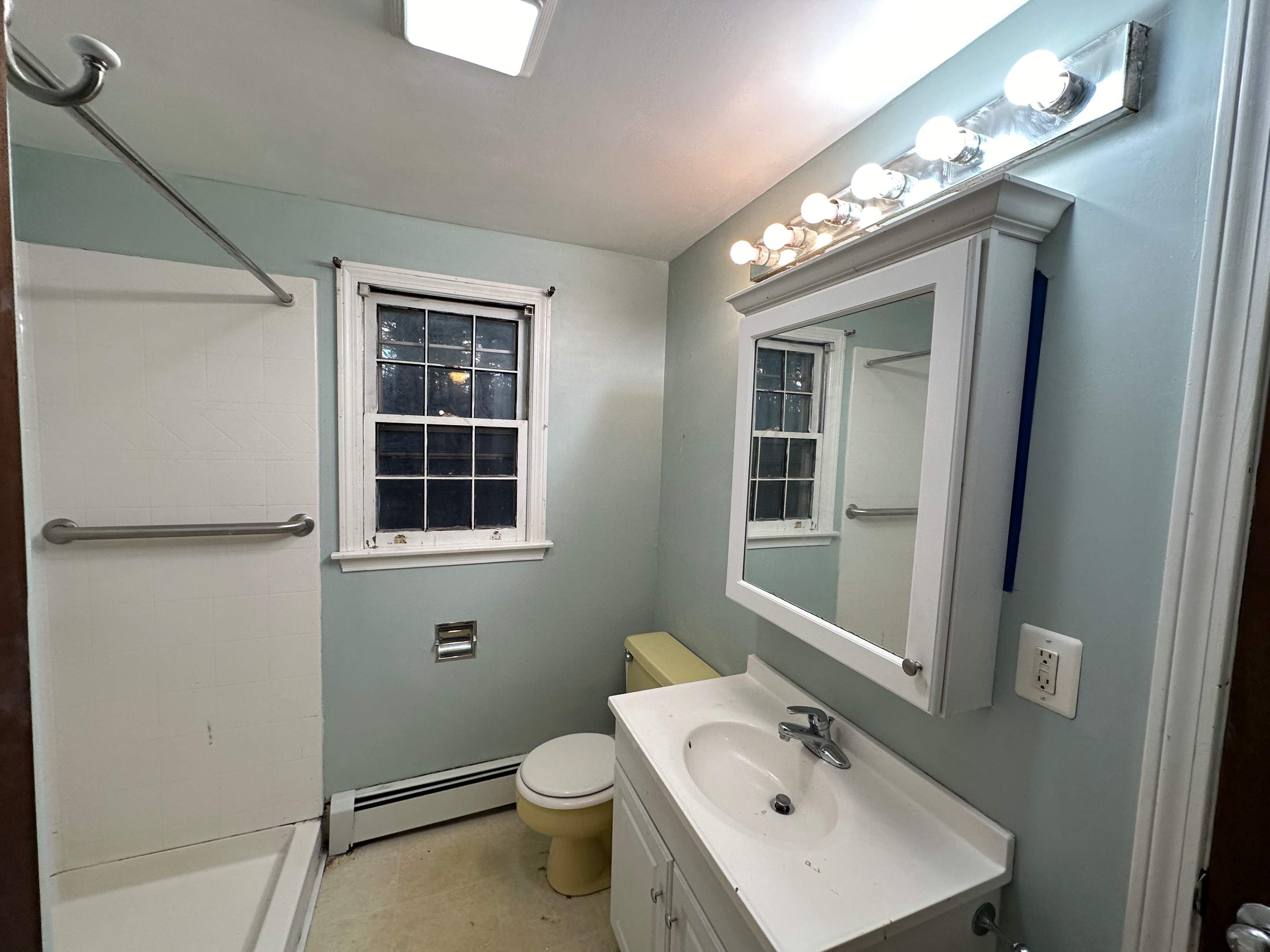 Bathroom Mold Remediation by Home Guarantee, LLC