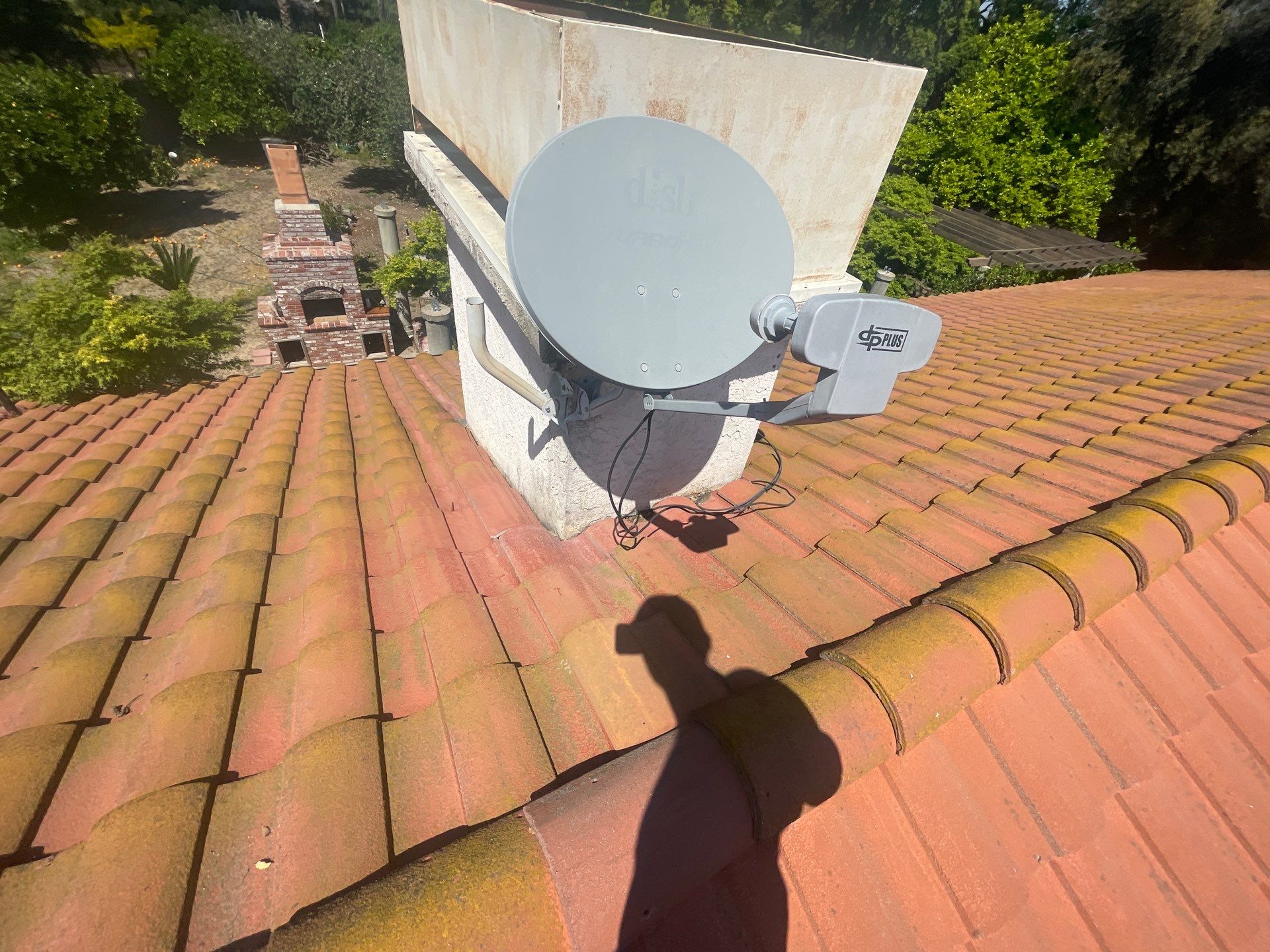 Presidential shingle roof by Straight Edge Roofing Inc