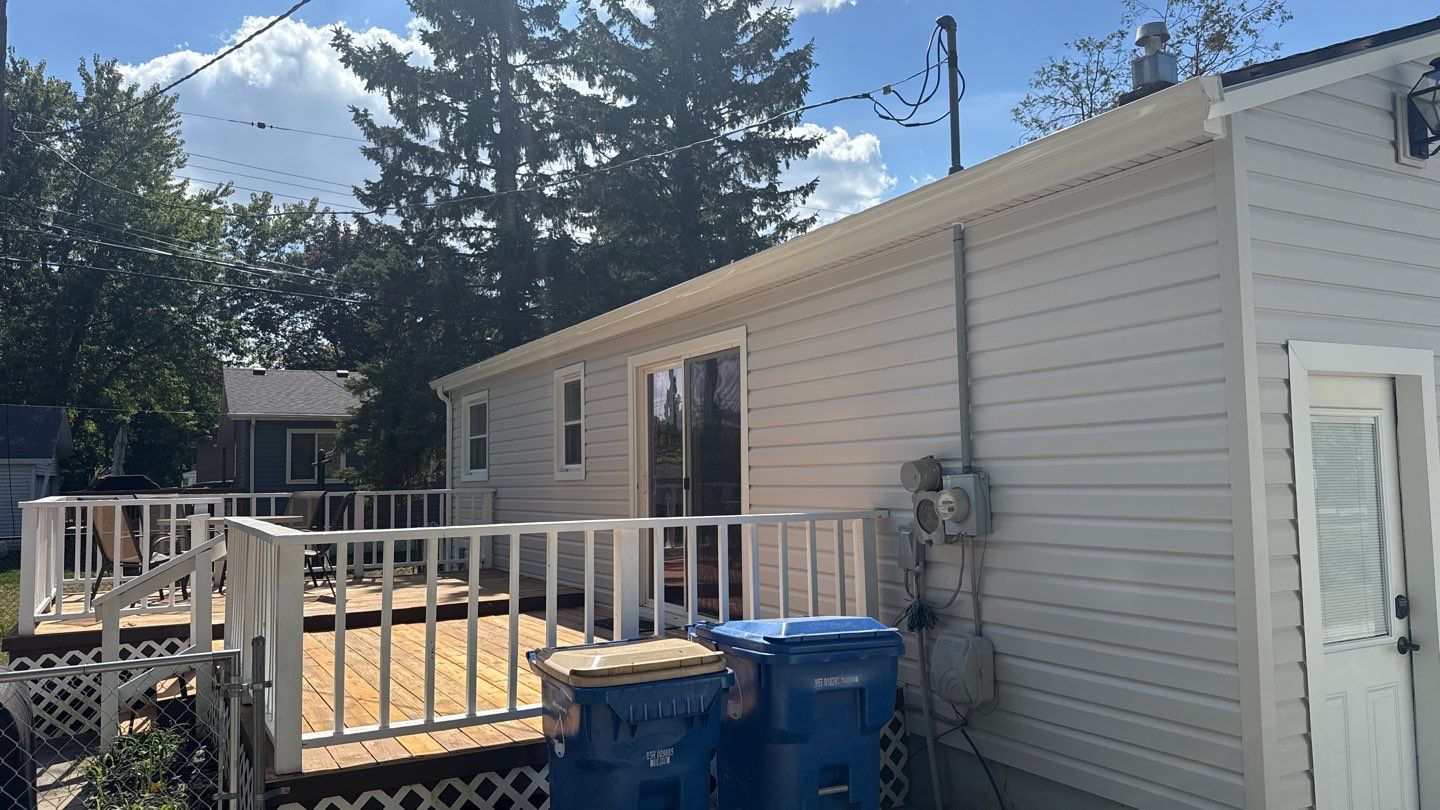 Siding Replacement using Alside D5" Platinum Grey by 180 Contractors