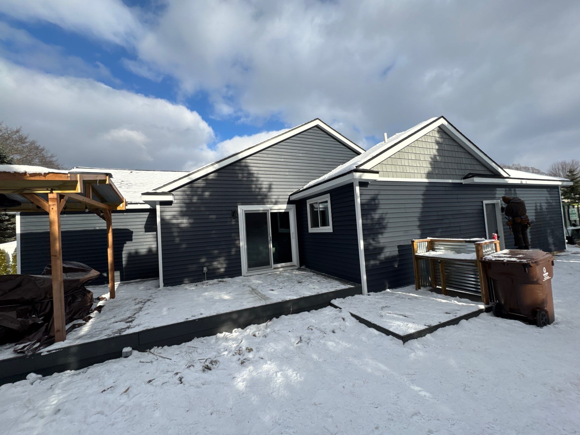 Siding Replacement using Alside Charter Oak D4.5" Riveria Dusk by 180 Contractors