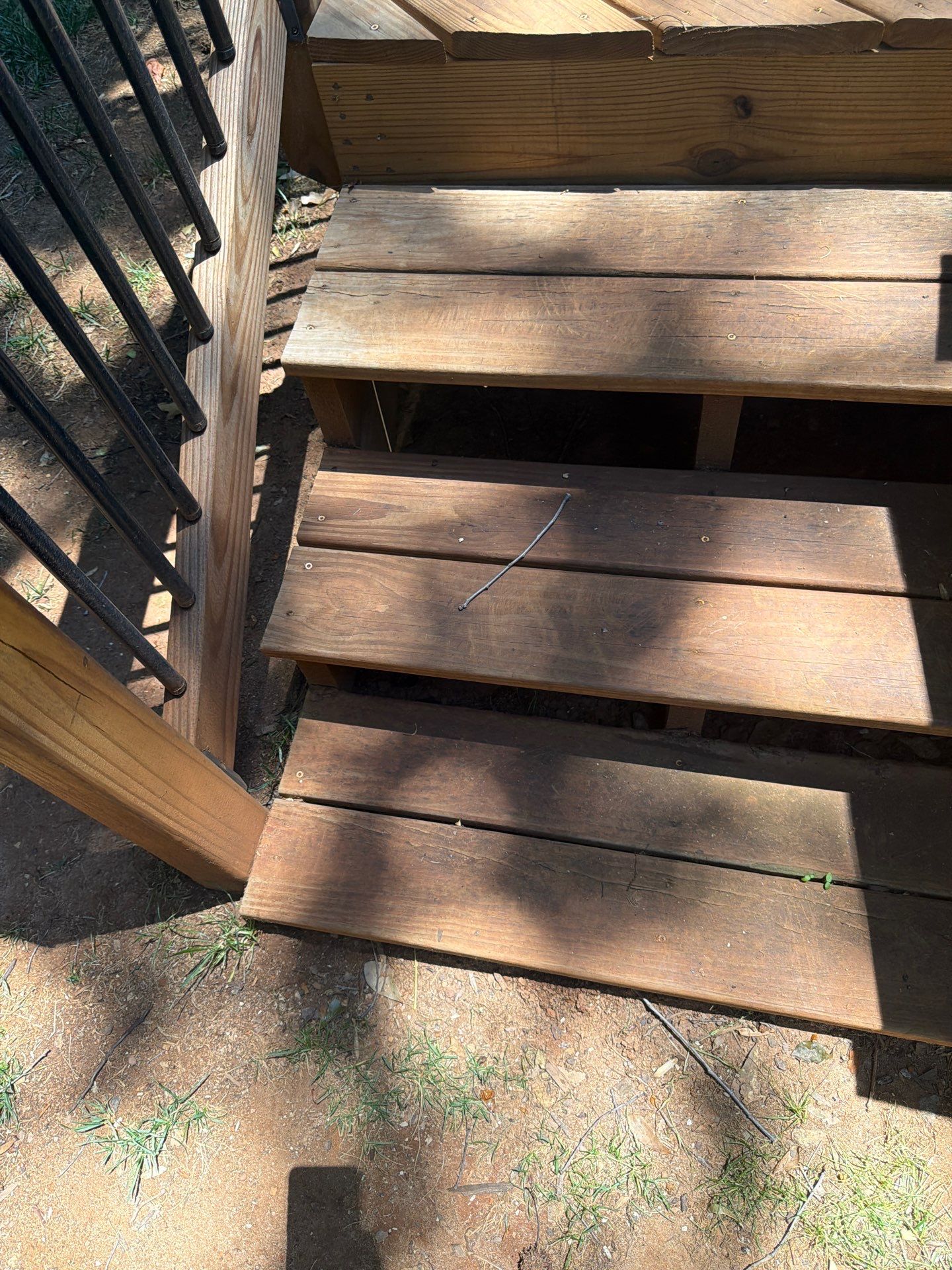 Deck using Wood Sealant by DuraSeal