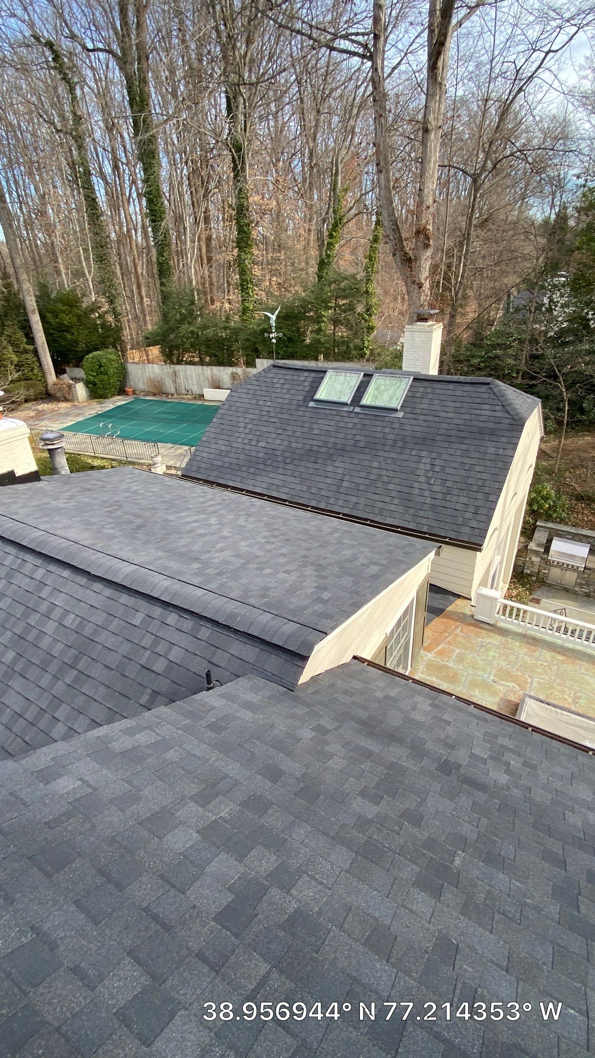 McLean: Certainteed Landmark Pro Designer Shingles in Max Def Charcoal Black by RM Banning, Inc.