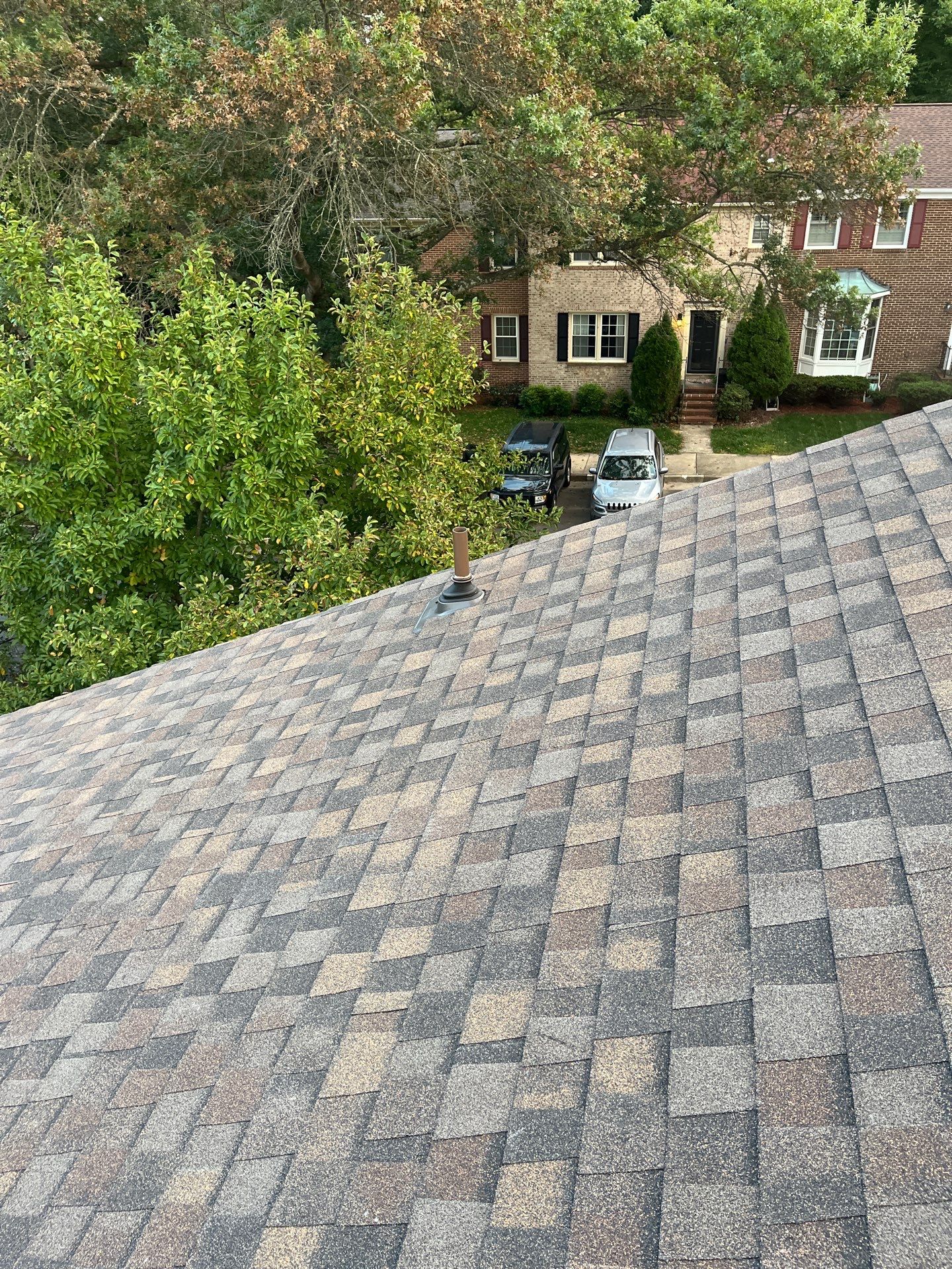Springfield: Roof Replacement with Landmark Pro Designer Shingles in Max Def Shenandoah by RM Banning, Inc.