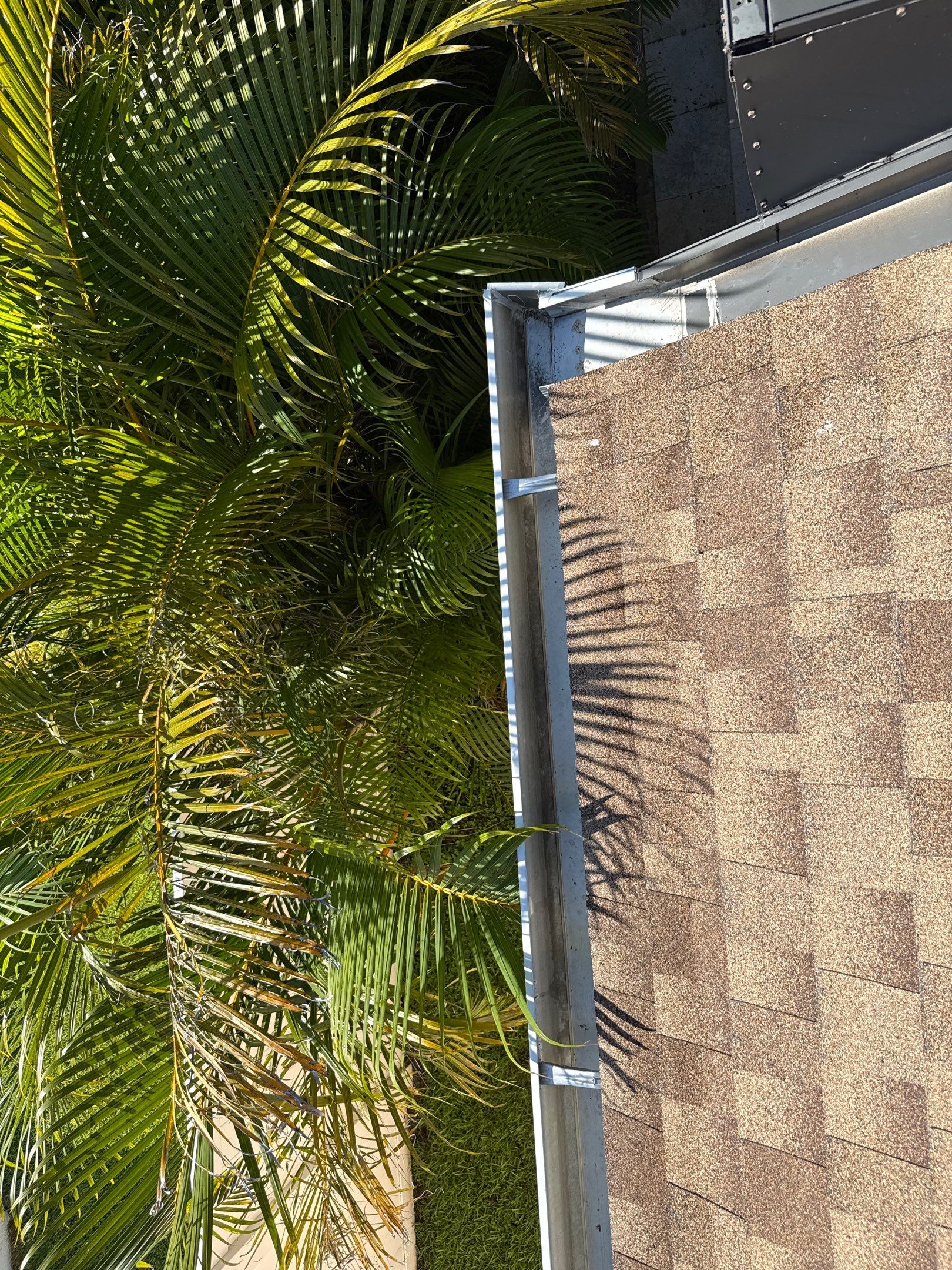 Gutter Cleaning Project – Oakley Place Community, Ellenton, FL by Sunshine AquaWash
