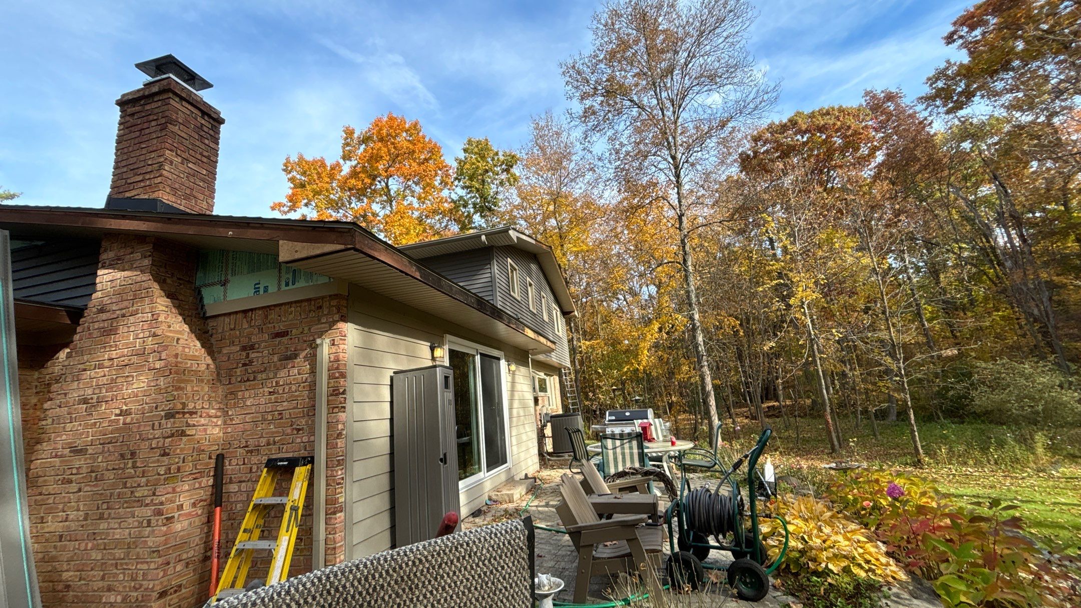 Siding Replacement using Alside Charter Oak D4.5" by 180 Contractors