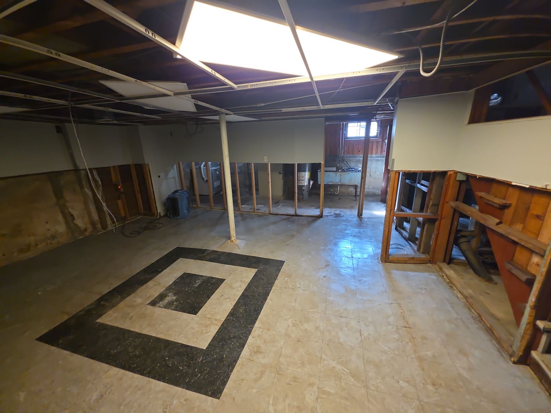 Sewage Drain Pipe Broke in the Kitchen Ceiling by Chicagoland Water Medics