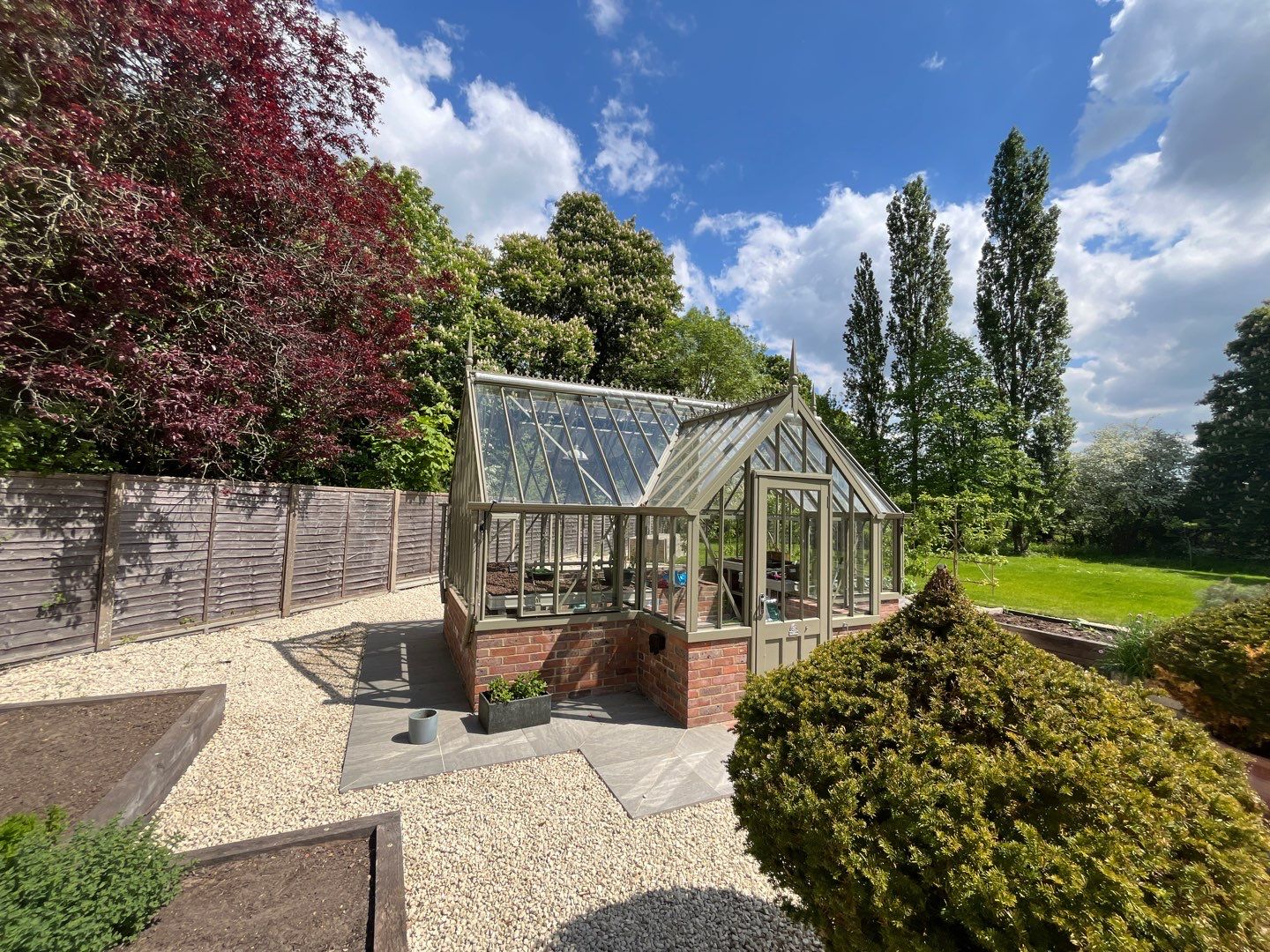 Patio - Walkways - Render Cleaning Surrey by Ges Exterior Cleaning ltd