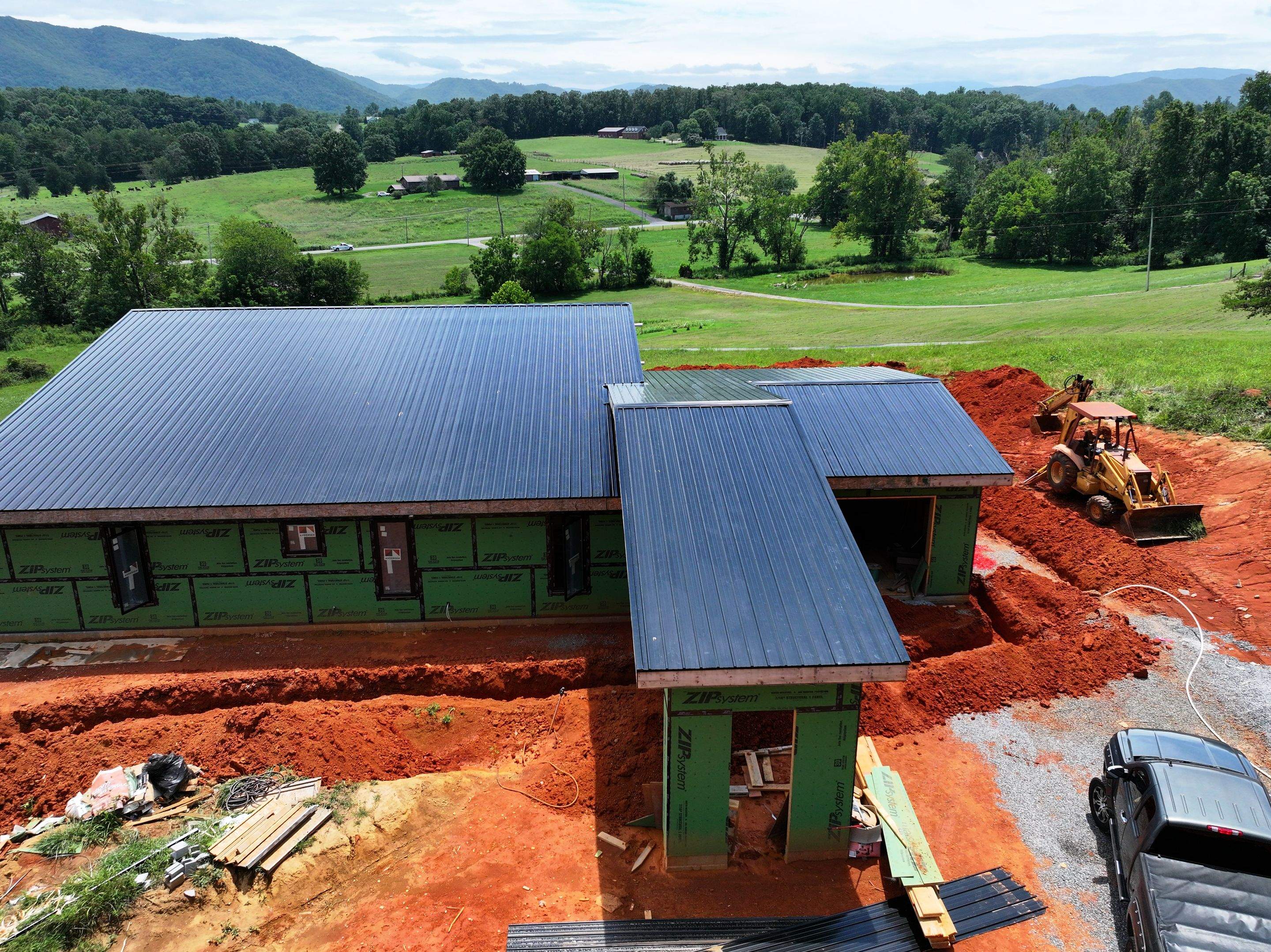Titus Sr. Residence by Omnia Roofing