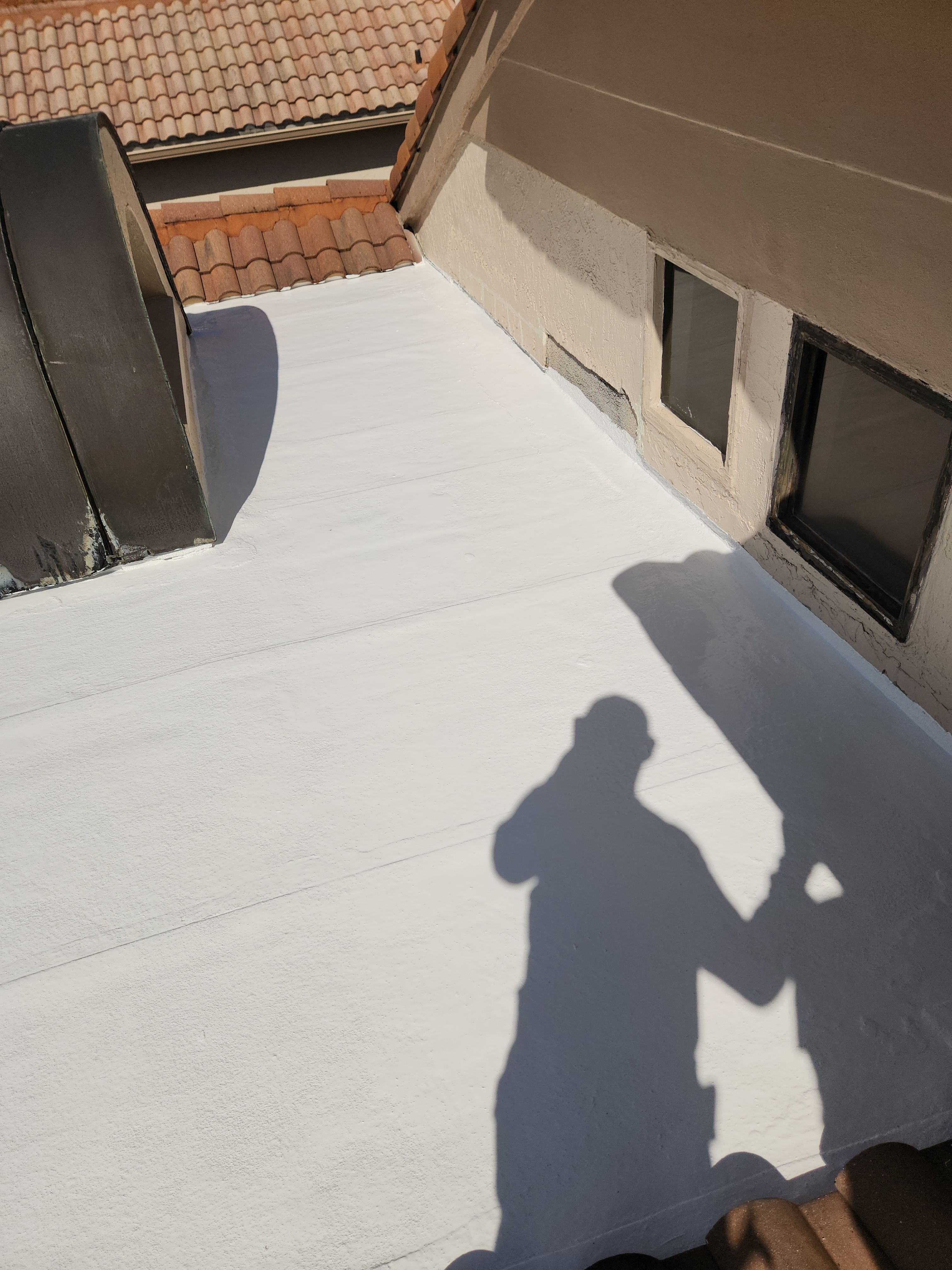 Flat Roof Waterproofing and Silicone Coating in Boca Raton by Aastro Roofing