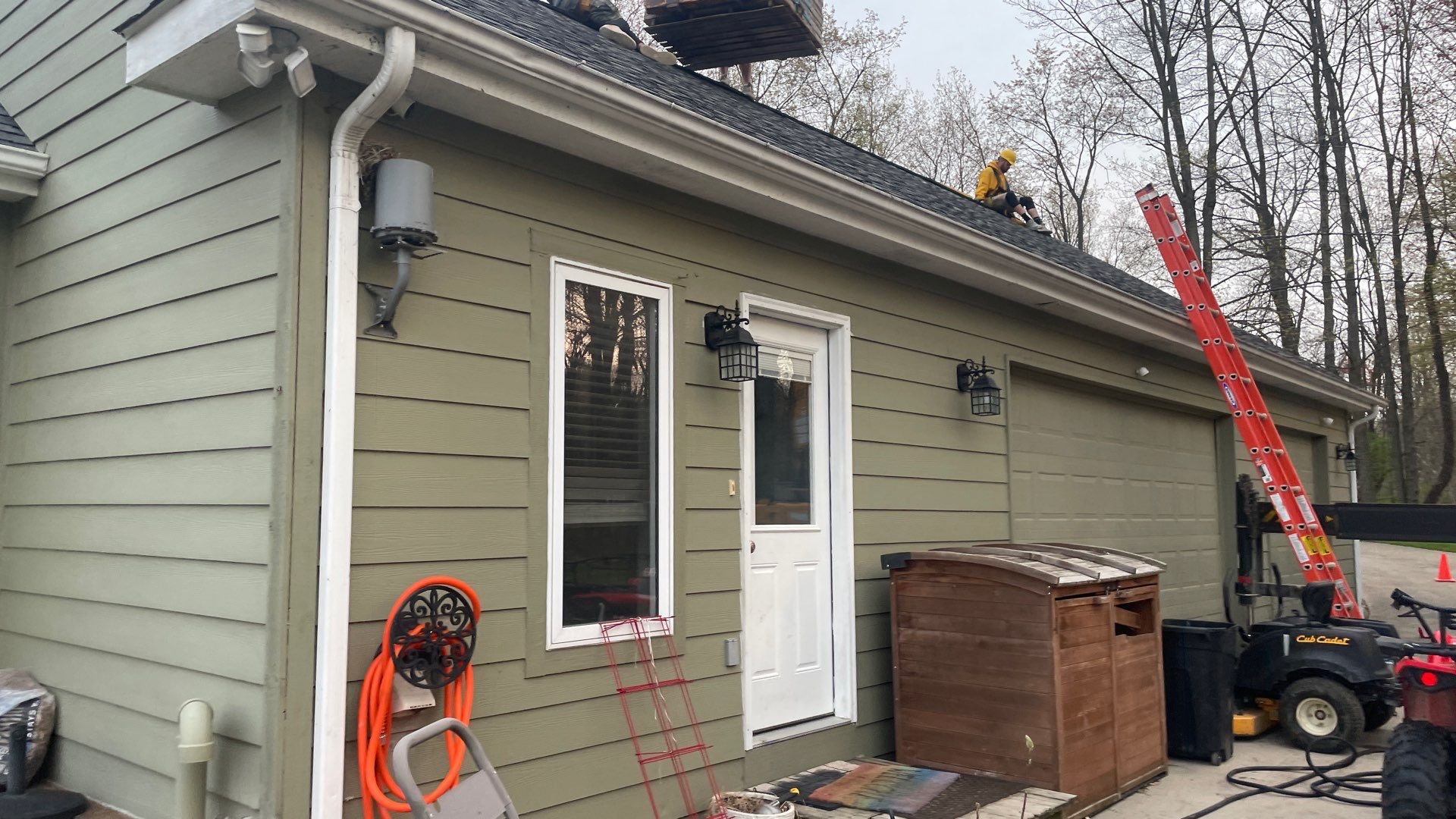 Roof Replacement using CertainTeed Landmark by 180 Contractors