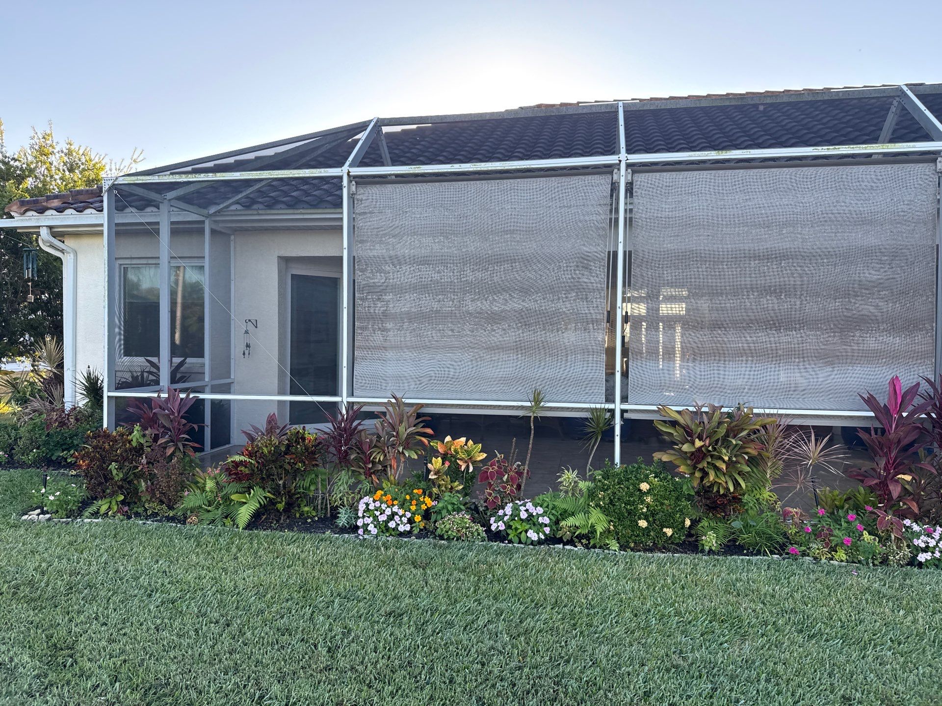 University Park Lanai Transformation | Screen Enclosure & Shade Cleaning by Sunshine AquaWash