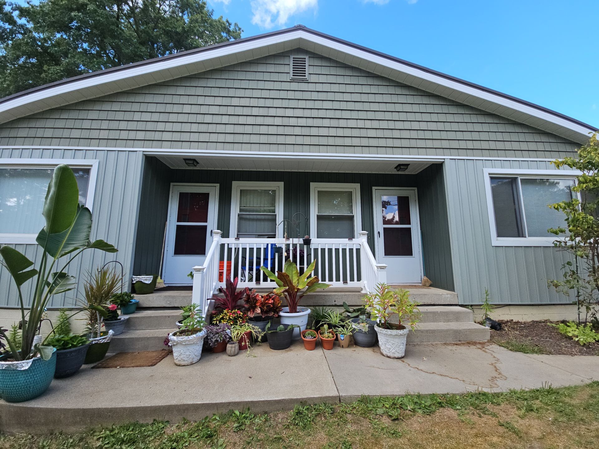 Complete Siding Replacement and Exterior Transformation in Lodi, Ohio by Cornerstone Roofing And Siding