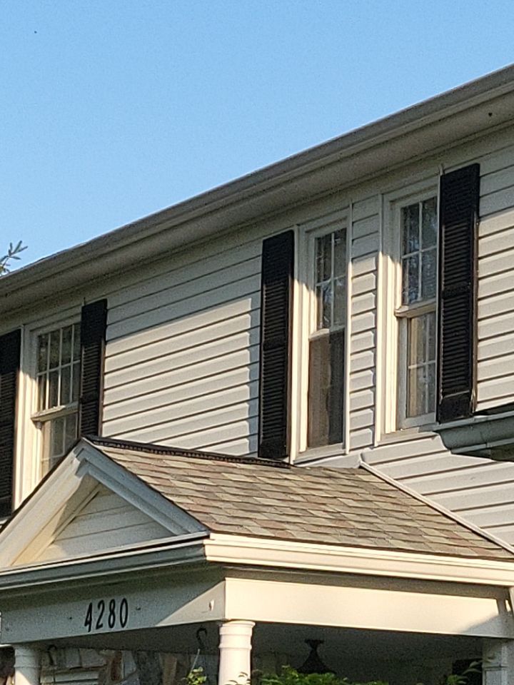 ATLAS PINNACLE COLOR: SUMMER STORM DRIP EDGE: WHITE by Eagle Eye Roofing