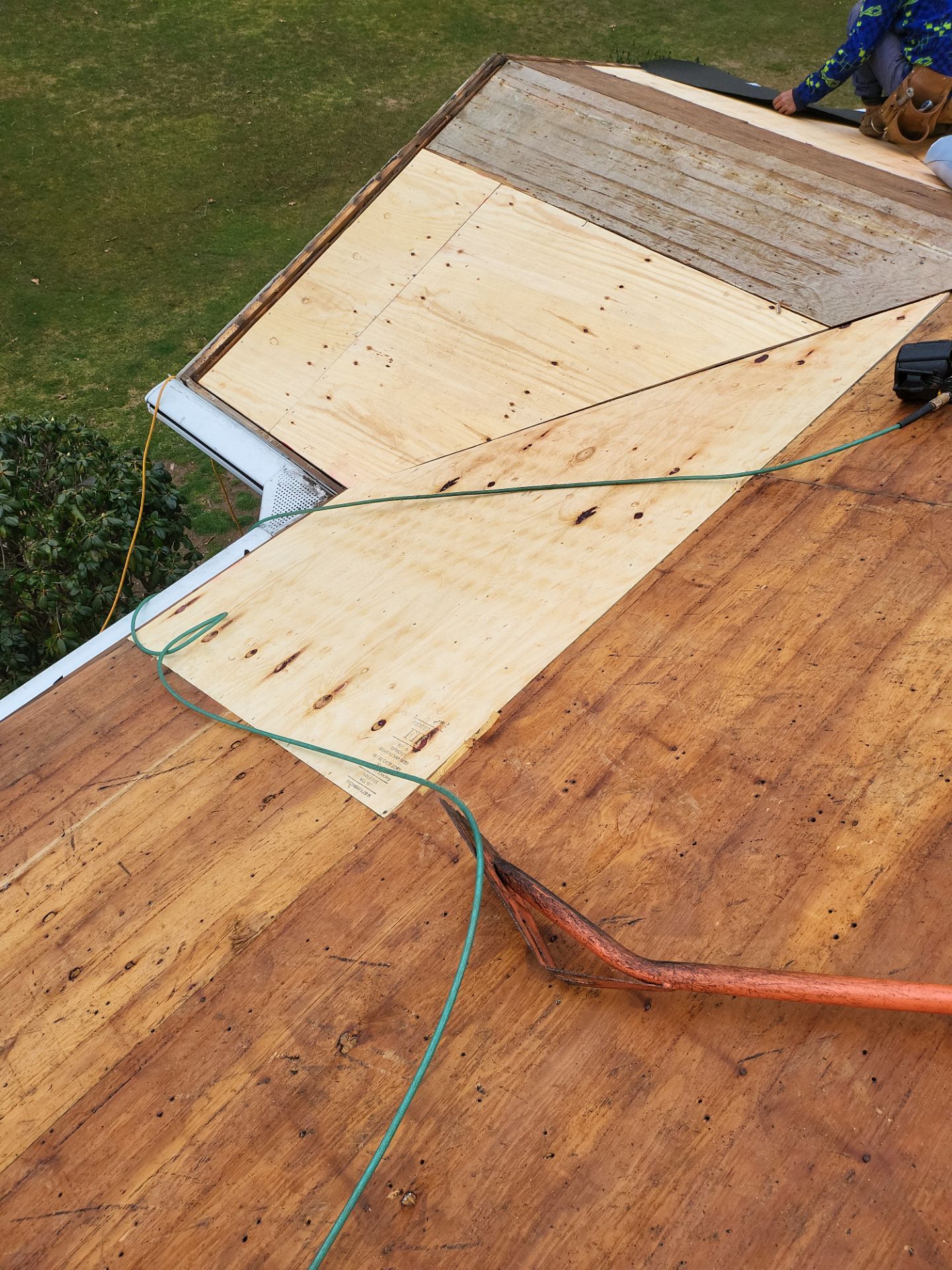 Residential Roofing Installation using Owens Corning TruDefinition Duration Designer - Black Sable by A Plus Exterior