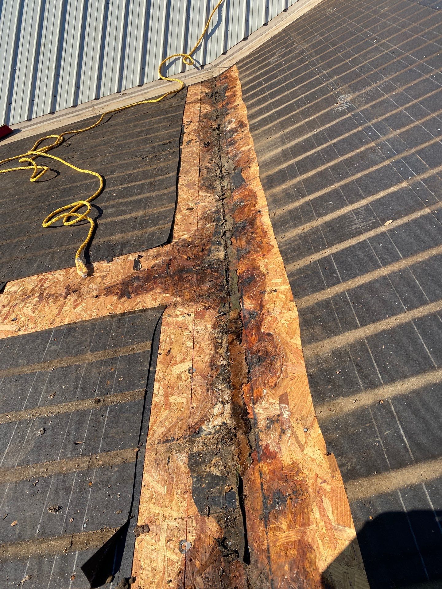 Residential Metal Roof Replacement using Reed's Metals: 26 GA. Colored Residential Metal Panels (Ivory) by Hostetler Roofing