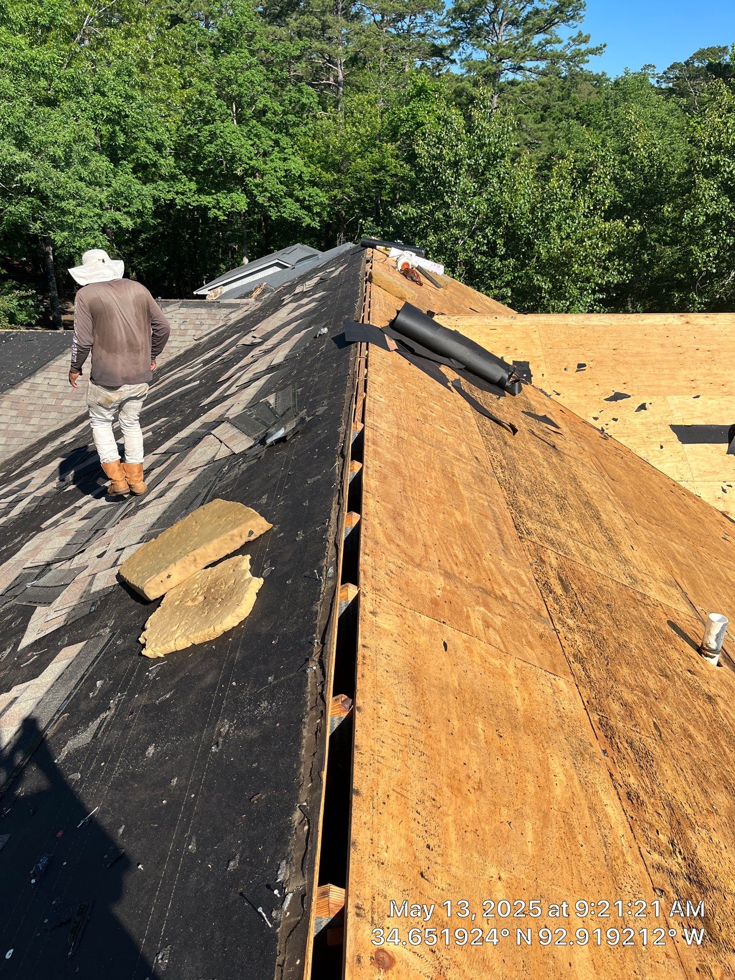 Architectural Shingle Roof Replacement and Skylight Installation in Hot Springs Village by Temple Roofing and Exteriors
