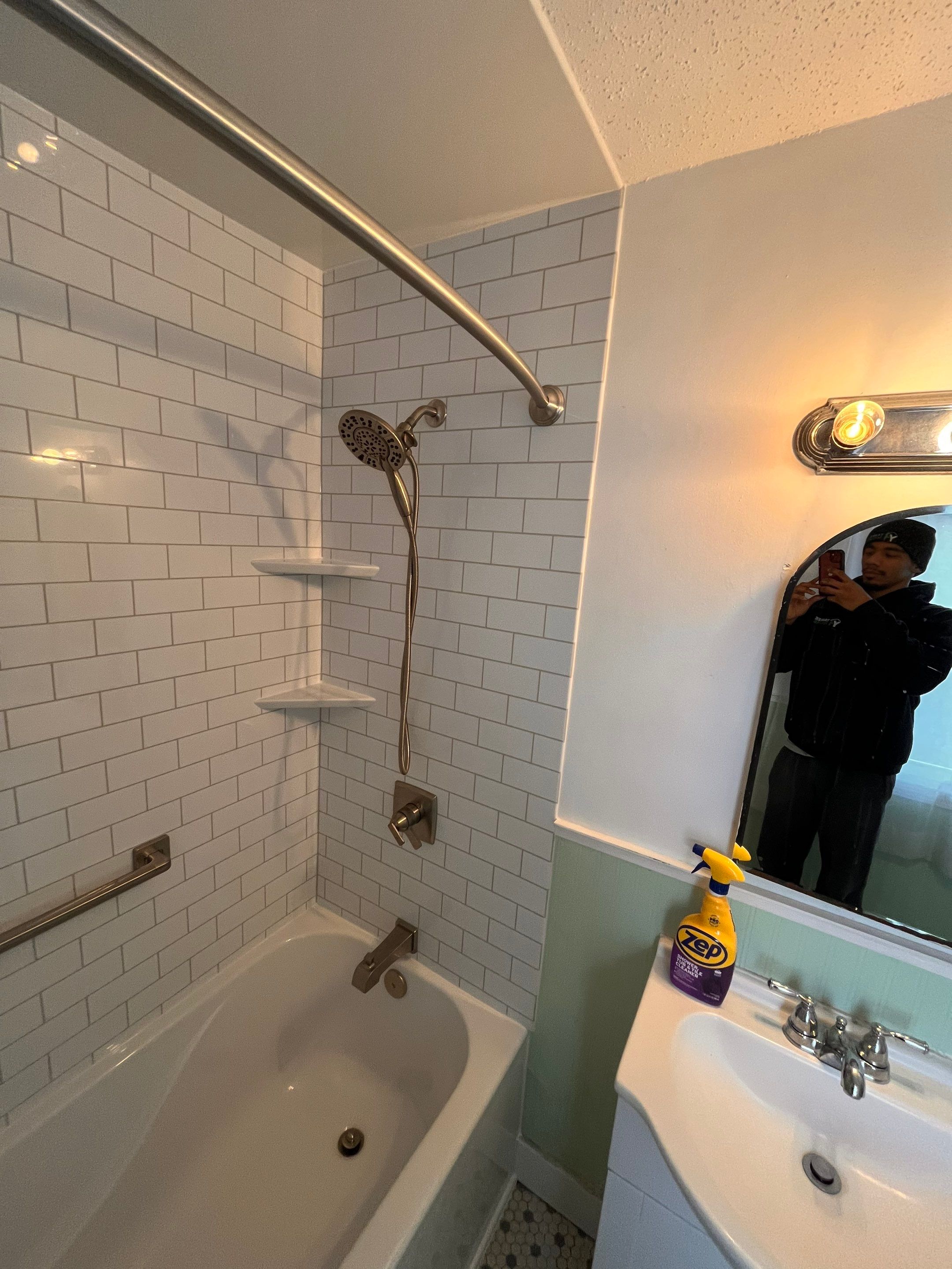 Tub Replacement in Holyoke, MA by Yankee Home Improvement