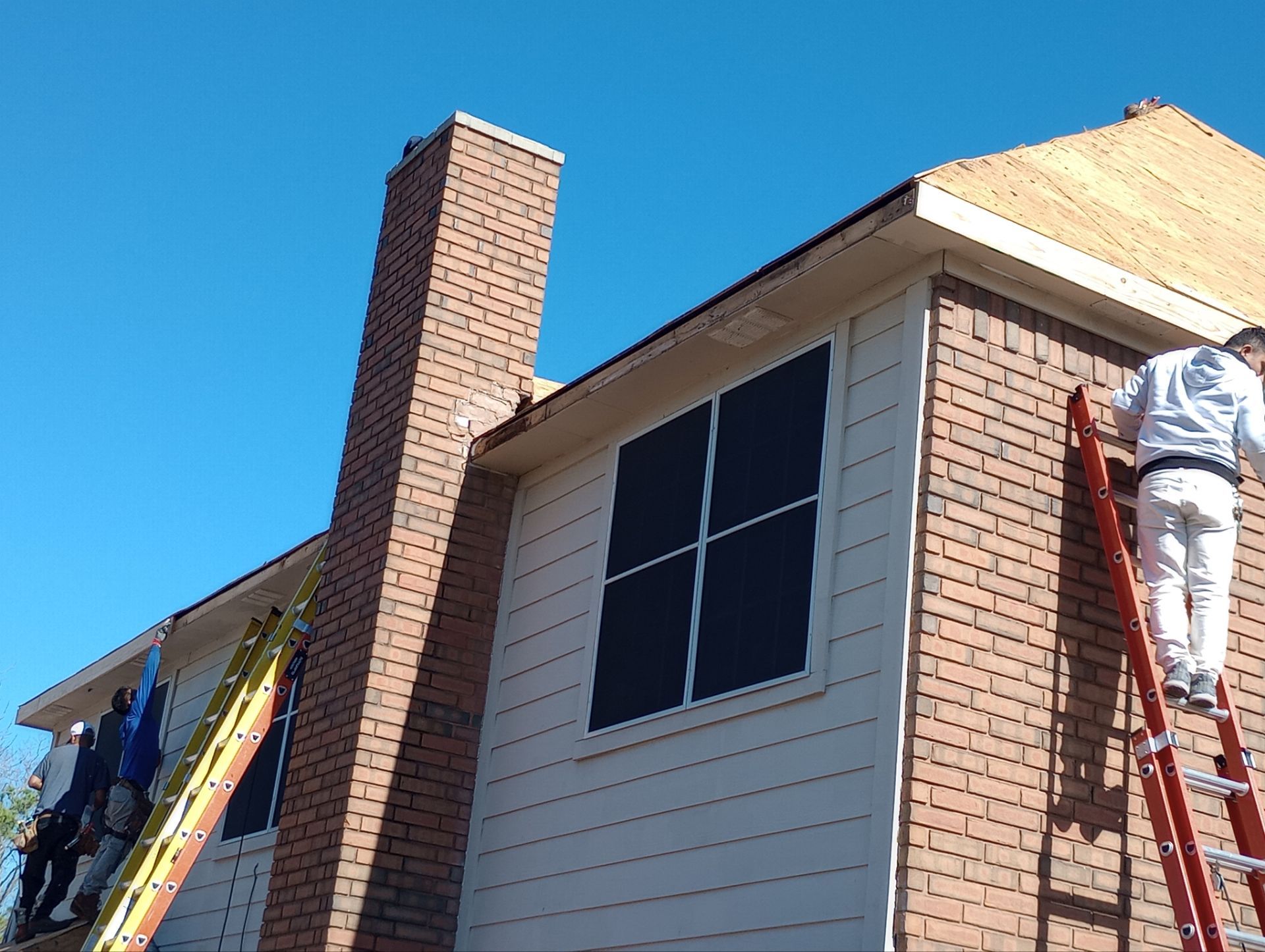 Residential Roofing Installation using Owen's Corning Duration (Lifetime) Shingles by Roof Repair Company