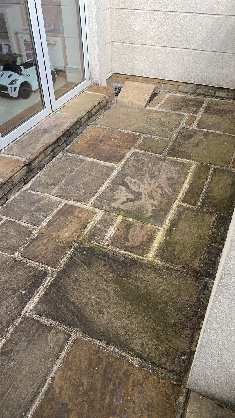 Exterior Clean using Mosmatic Flat Surface Cleaner by Ges Exterior Cleaning ltd
