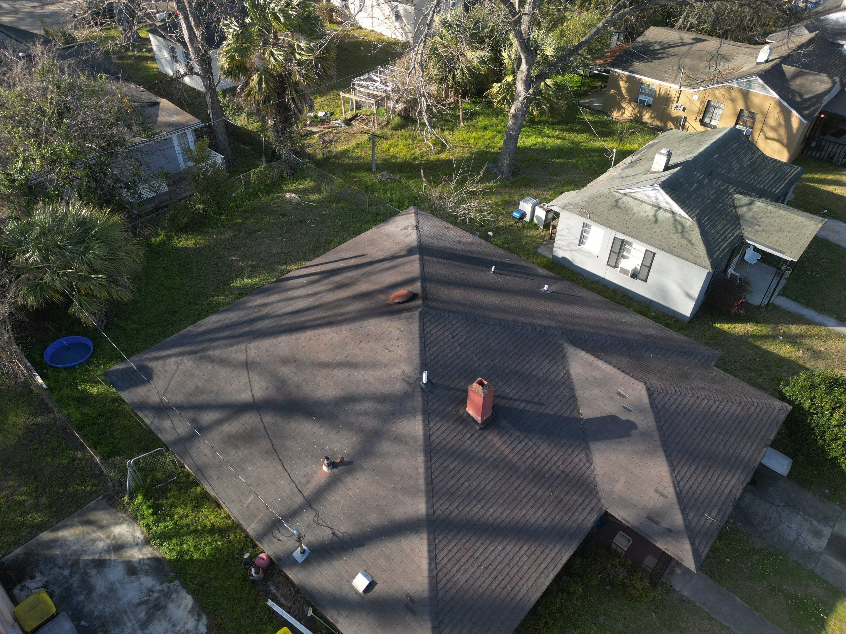 Atlas Pinnacle Pristine: Transforming Residential Roofscapes with Superior Installation by Talya Roofing