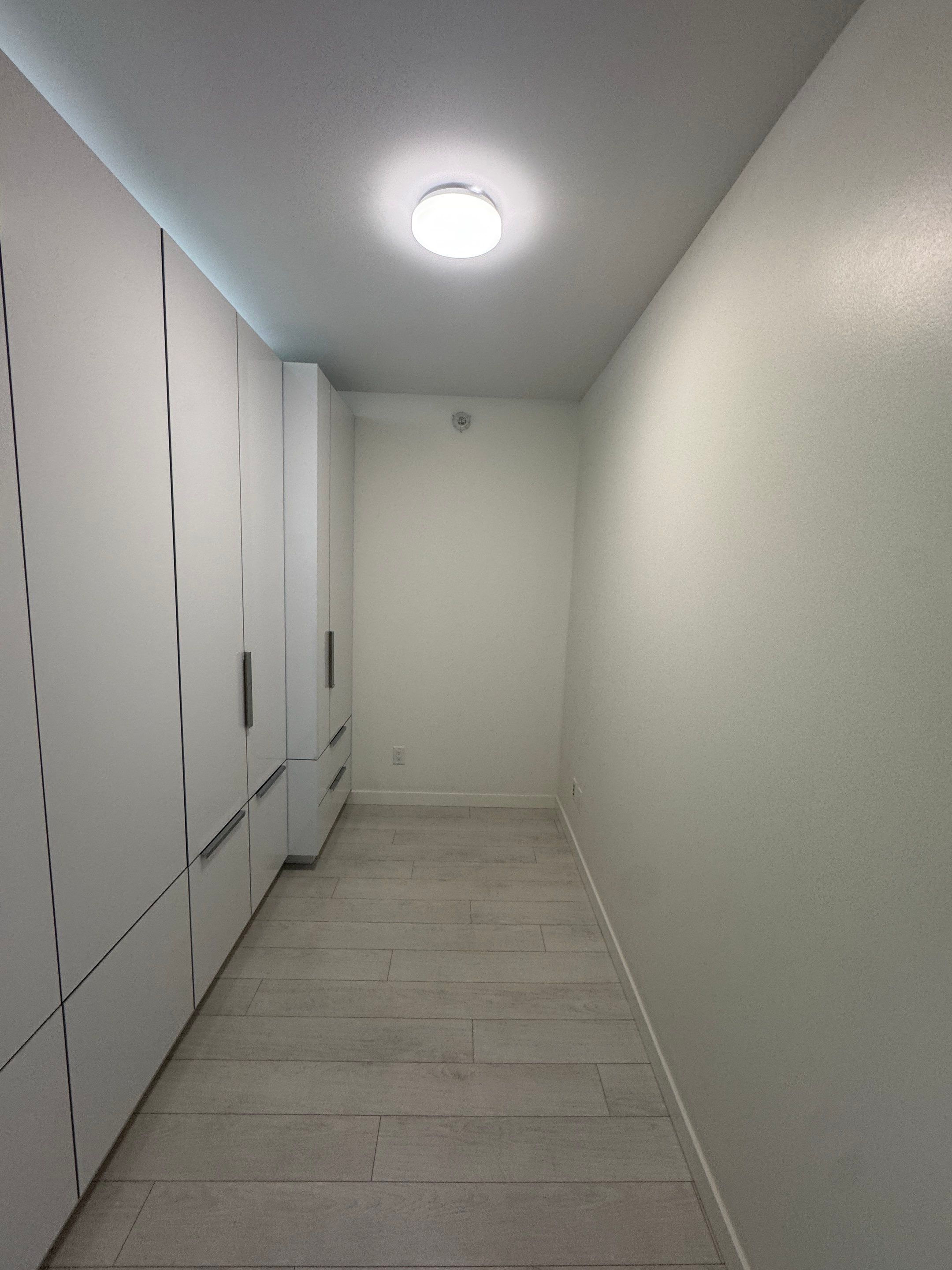 Moveout Repair - Sycamore-The Independent Tower by YVR Construction Group
