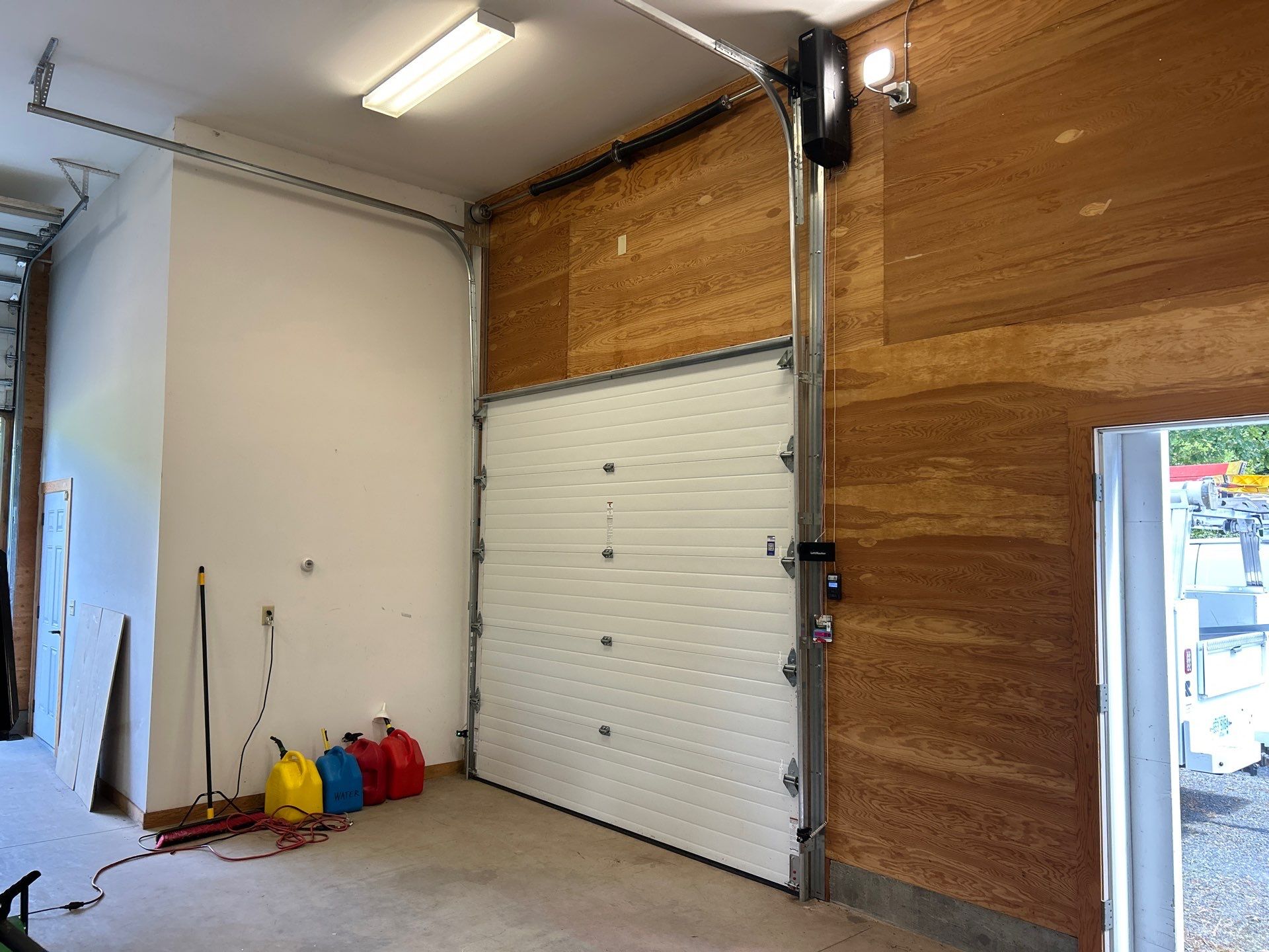 Operator Installation using LM JackShaft Operator by Keene Door