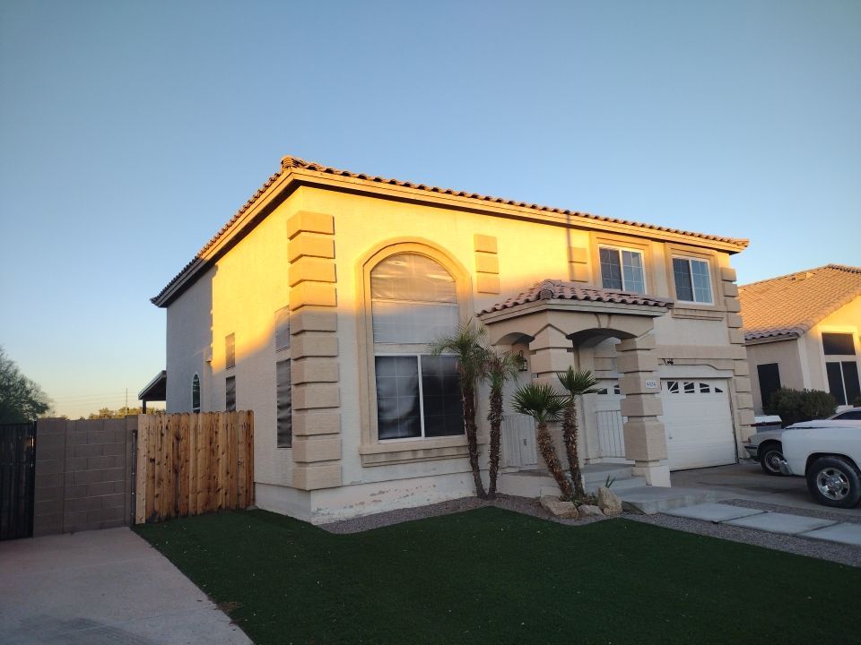 Exterior Painting using Dunn-Edwards EVERSHIELD®  by Crash of Rhinos Painting & Garage Floors