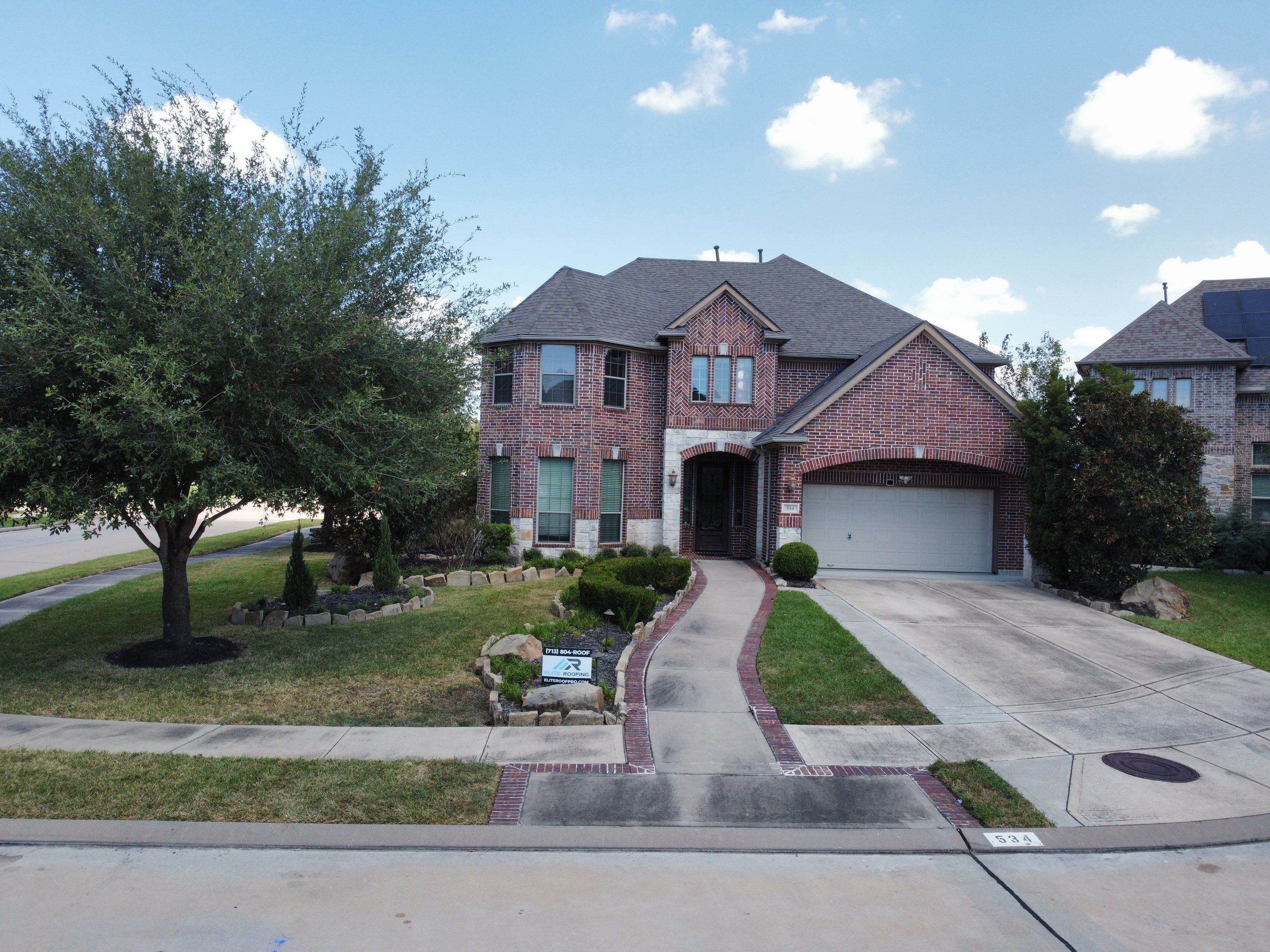 IKO Cambridge - Weathered Wood by Elite Roofing LLC