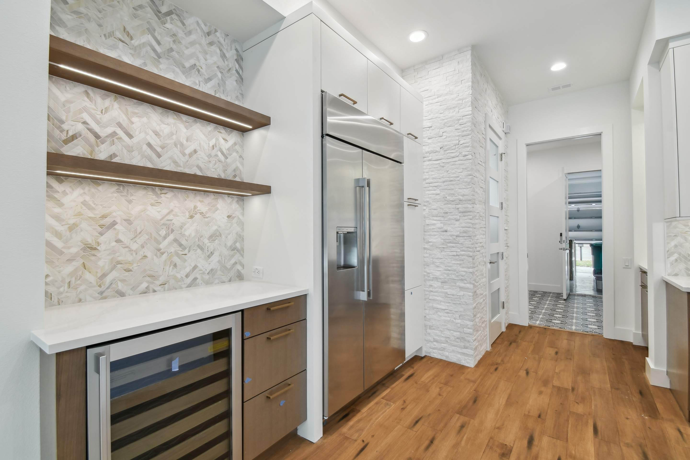 Coastal Soll II by Lyons Heritage Tampa, LLC