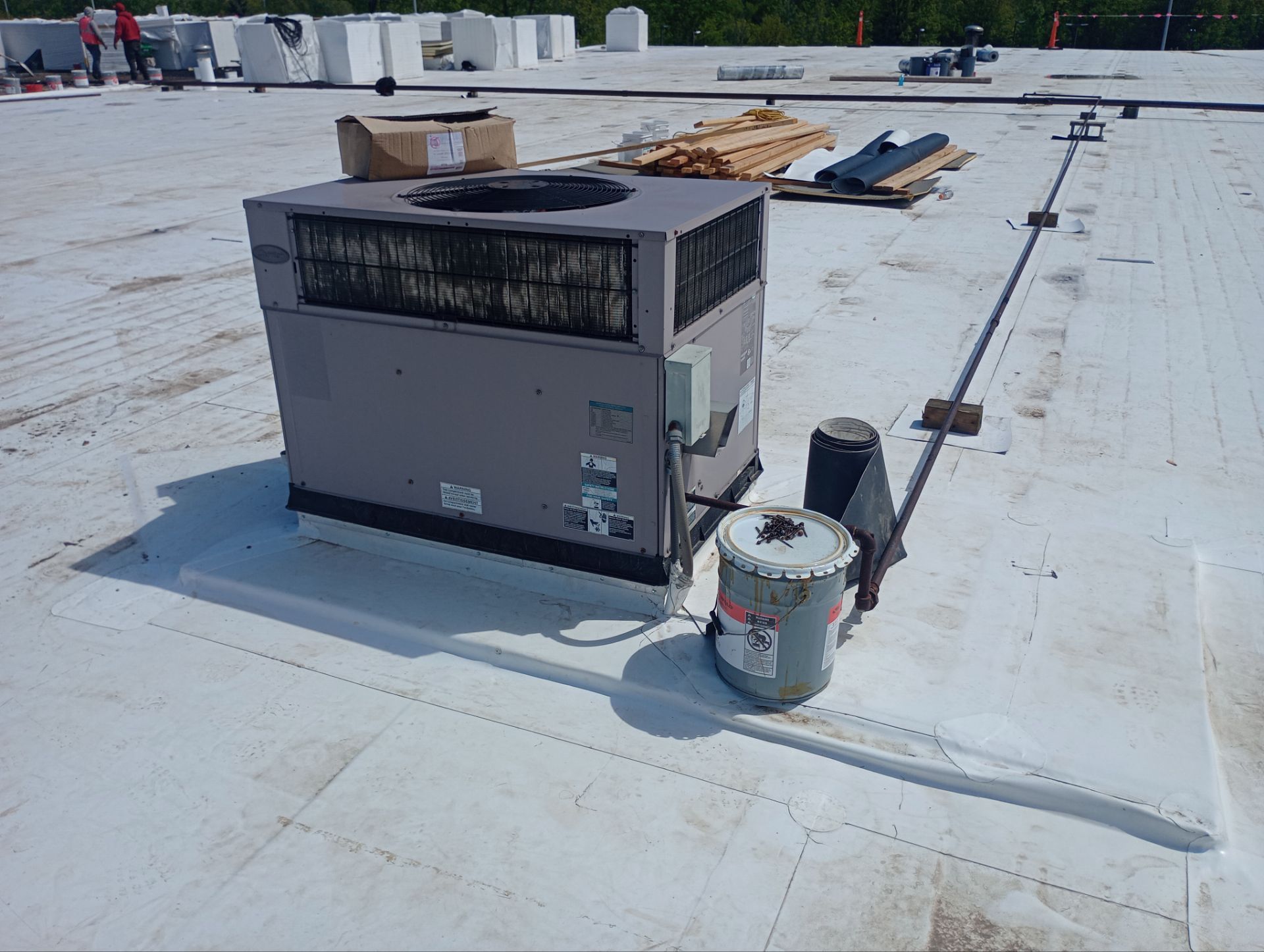 Ford Dealership - Re-Roof by Pink Roofing