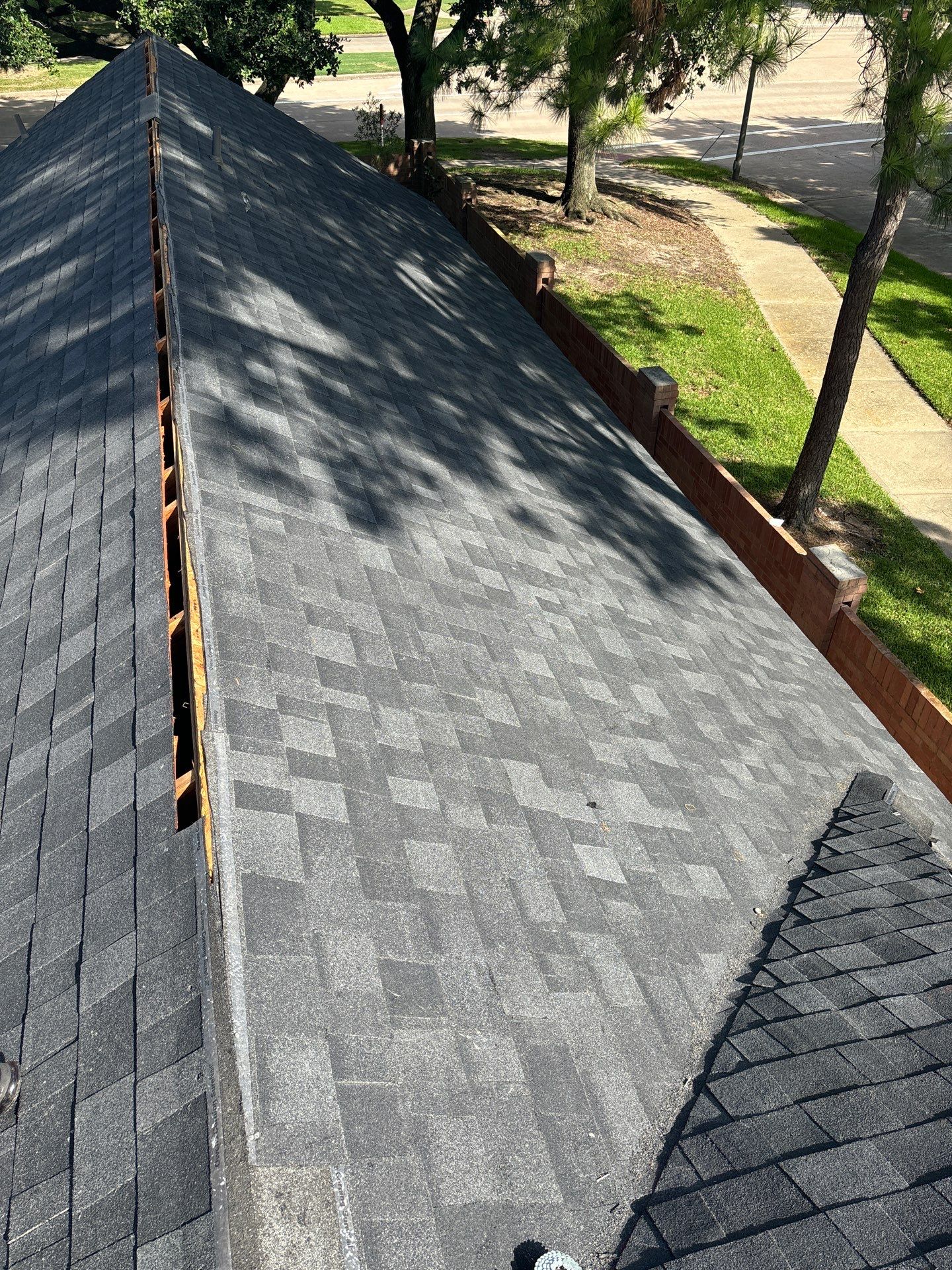 Residential Roofing Installation using Owen's Corning Duration (Lifetime) Shingles by Roof Repair Company