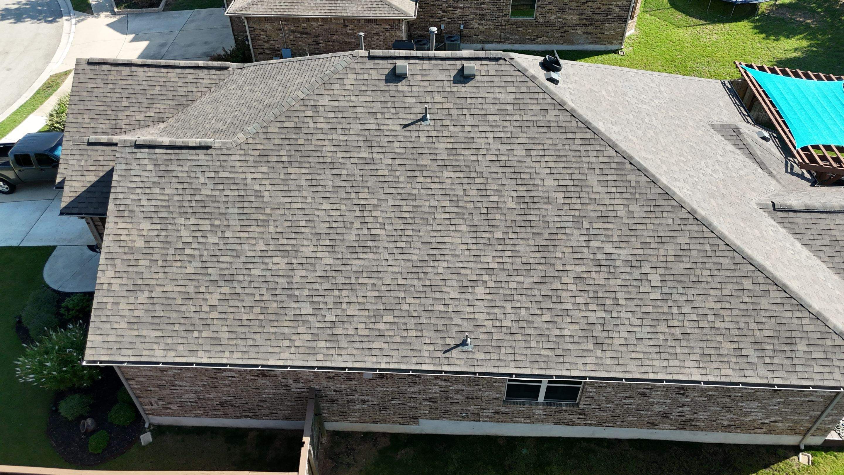 Weathered Wood - Malarkey Vista by RoofsOnly.com