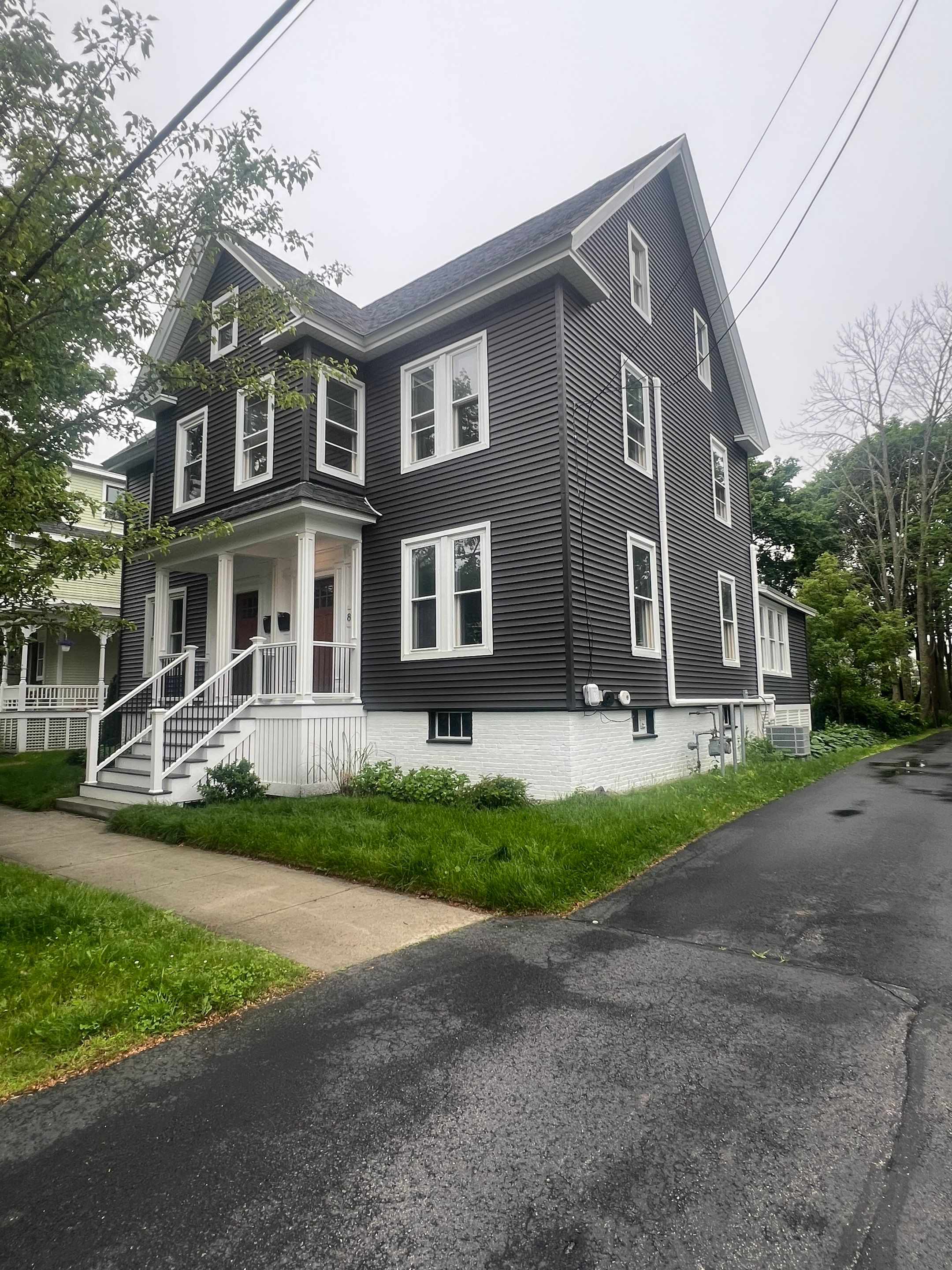 Portsmouth, New Hampshire - Siding Installation by Tall pine roofing