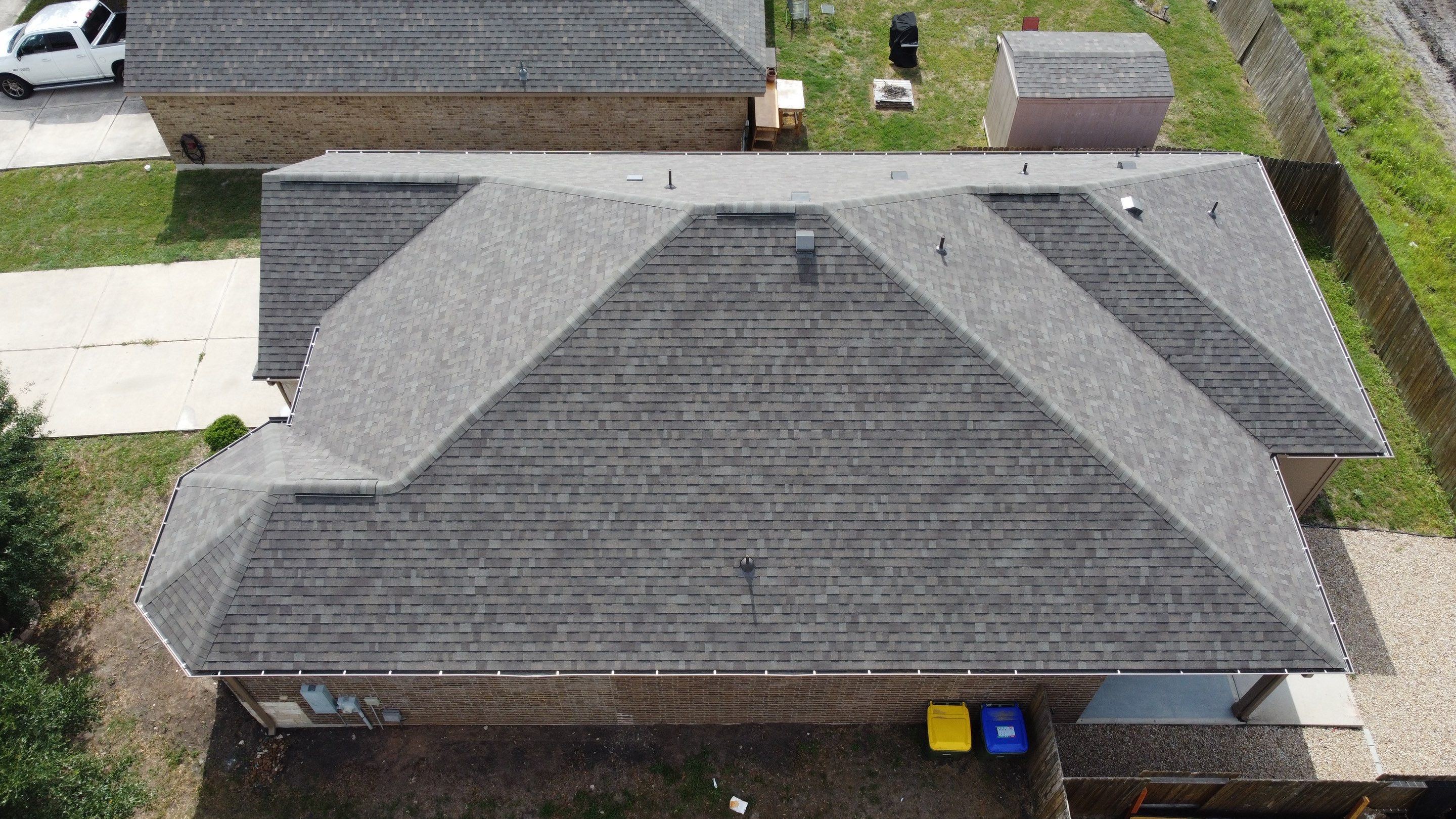 Residential Roofing Installation using Owens Corning Oakridge by Kstylez Roofing & Construction