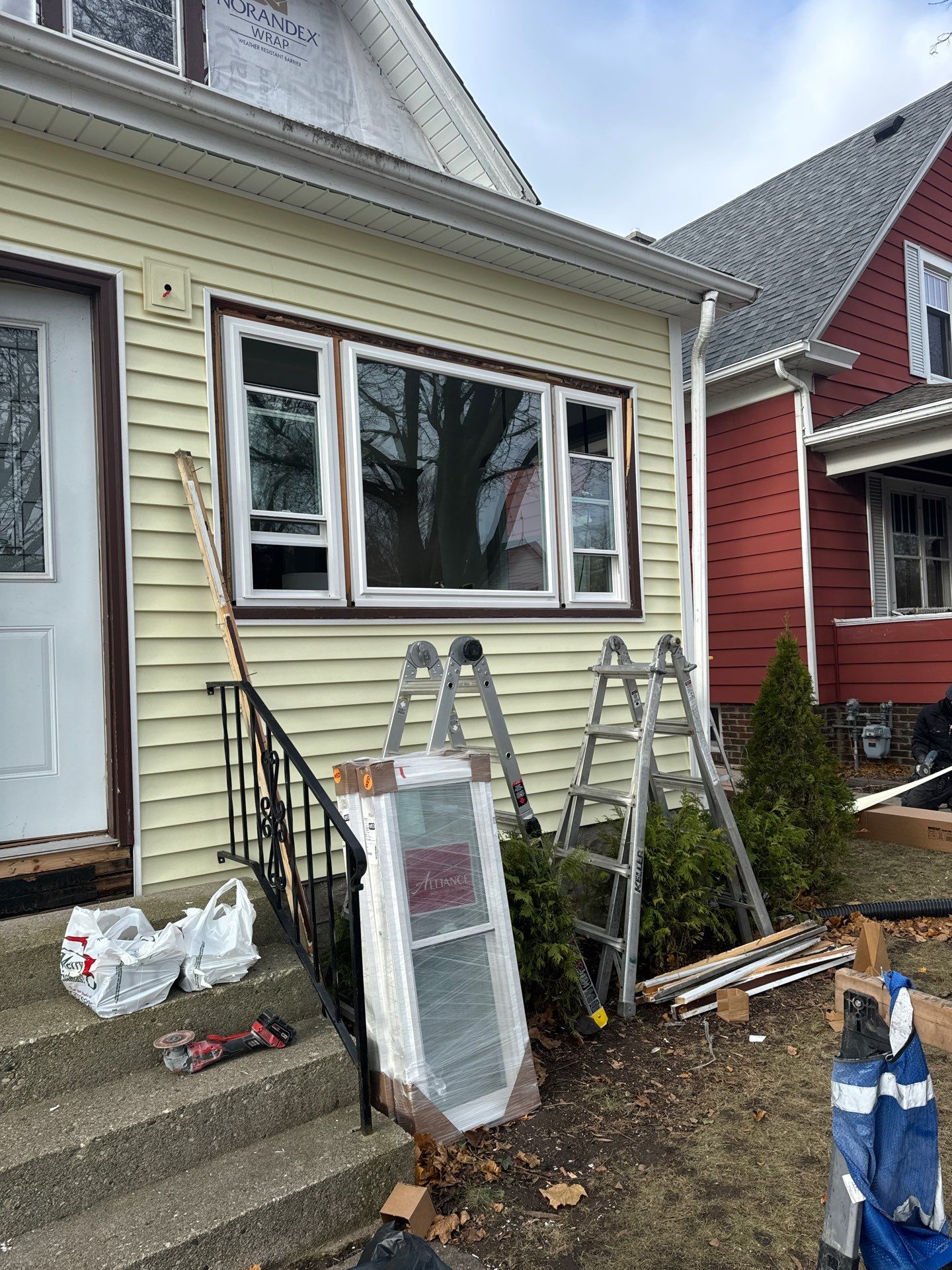 Sunshine siding install !  by Gellings Roofing & Siding