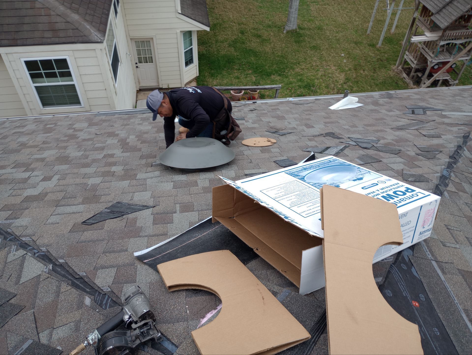 Residential Roofing Installation using Owen's Corning Duration (Lifetime) Shingles by Roof Repair Company