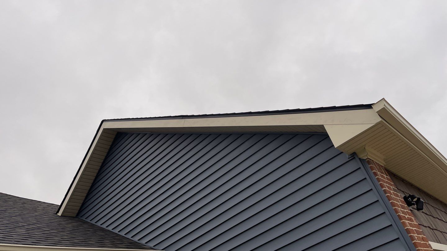 Siding Replacement using CertainTeed Landmark by 180 Contractors