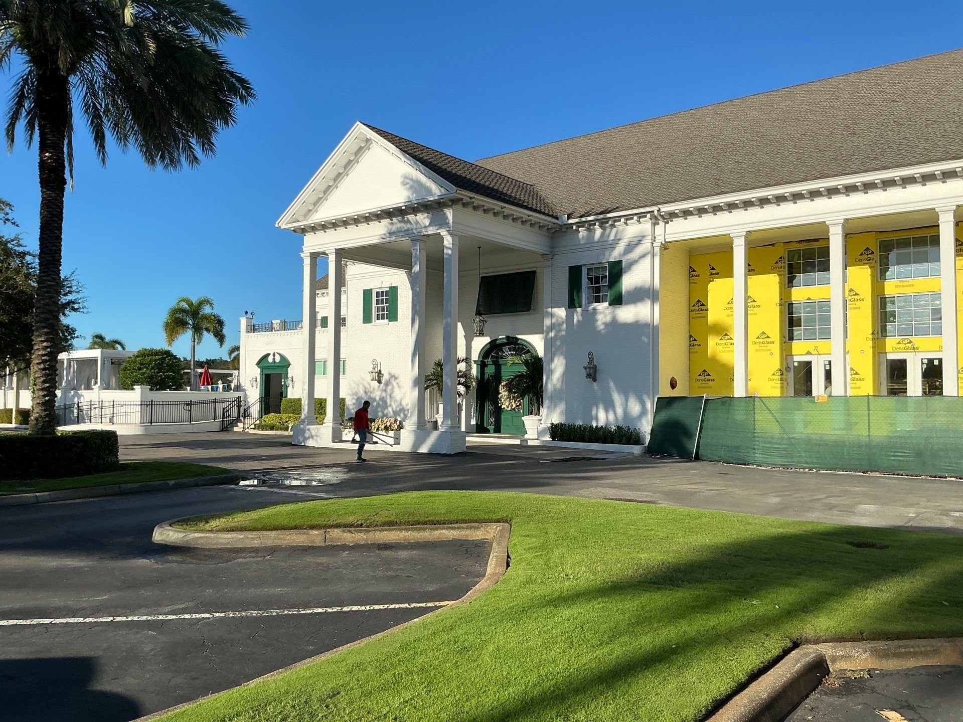 Round Downspouts and Seamless Gutter Installation in Tampa FL by Gutter Professors