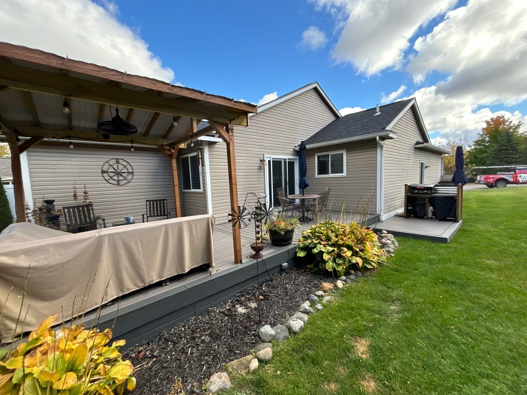 Siding Replacement using Alside Charter Oak D4.5" Riveria Dusk by 180 Contractors