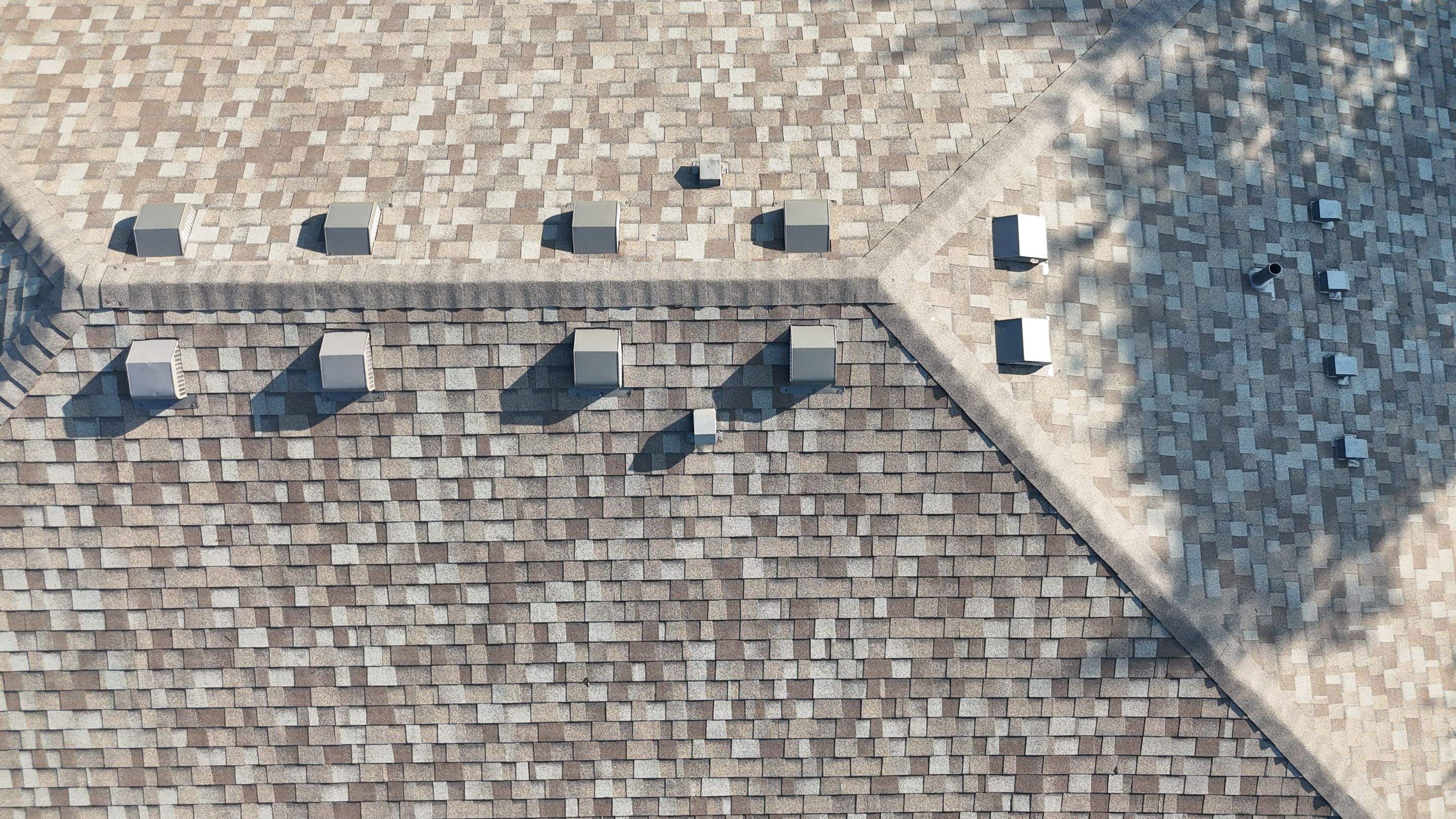 Driftwood - Owens Corning TruDefinition Duration by RoofsOnly.com